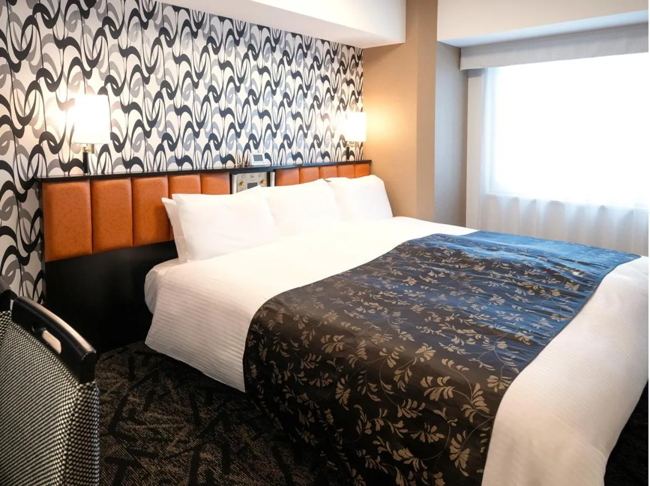 Photo of the whole room, Bed in APA Hotel Nihombashi Bakuroyokoyama Ekimae