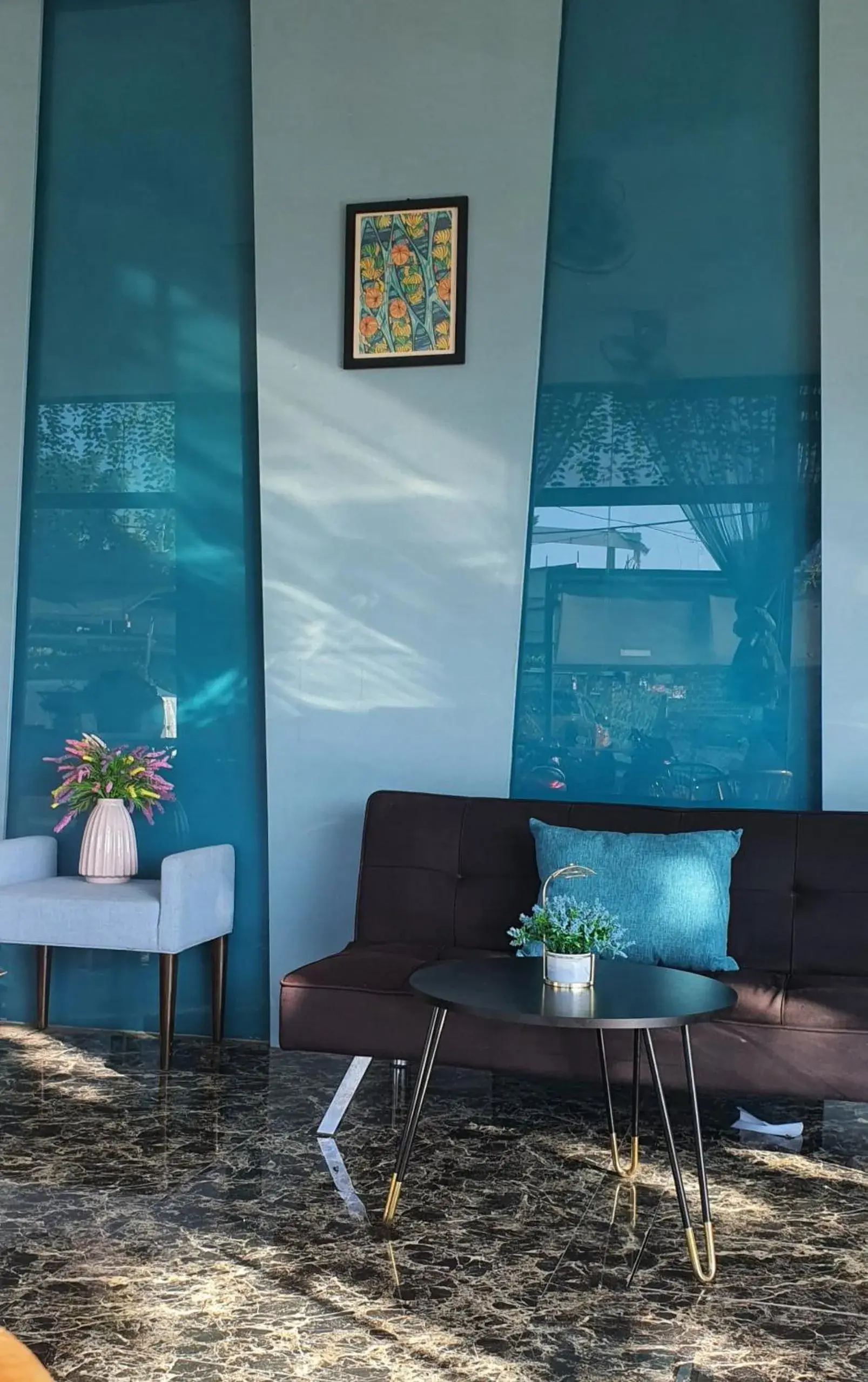 Property building in Cali hotel books Da Nang Property building in Cali hotel books Da Nang