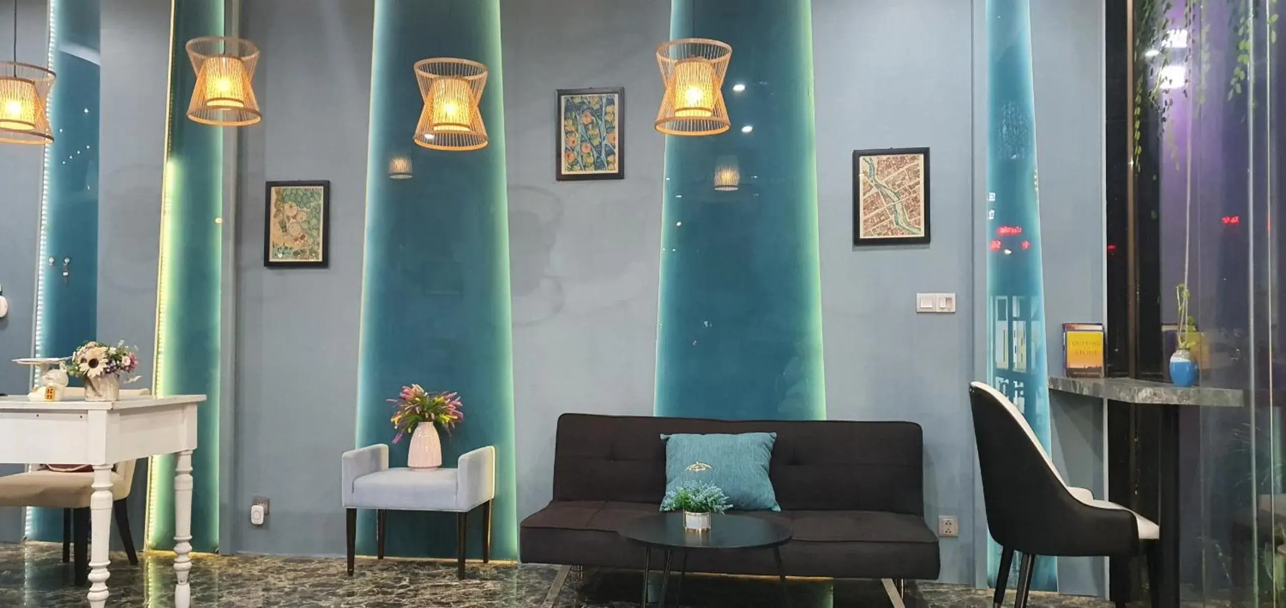 Property building in Cali hotel books Da Nang Property building in Cali hotel books Da Nang