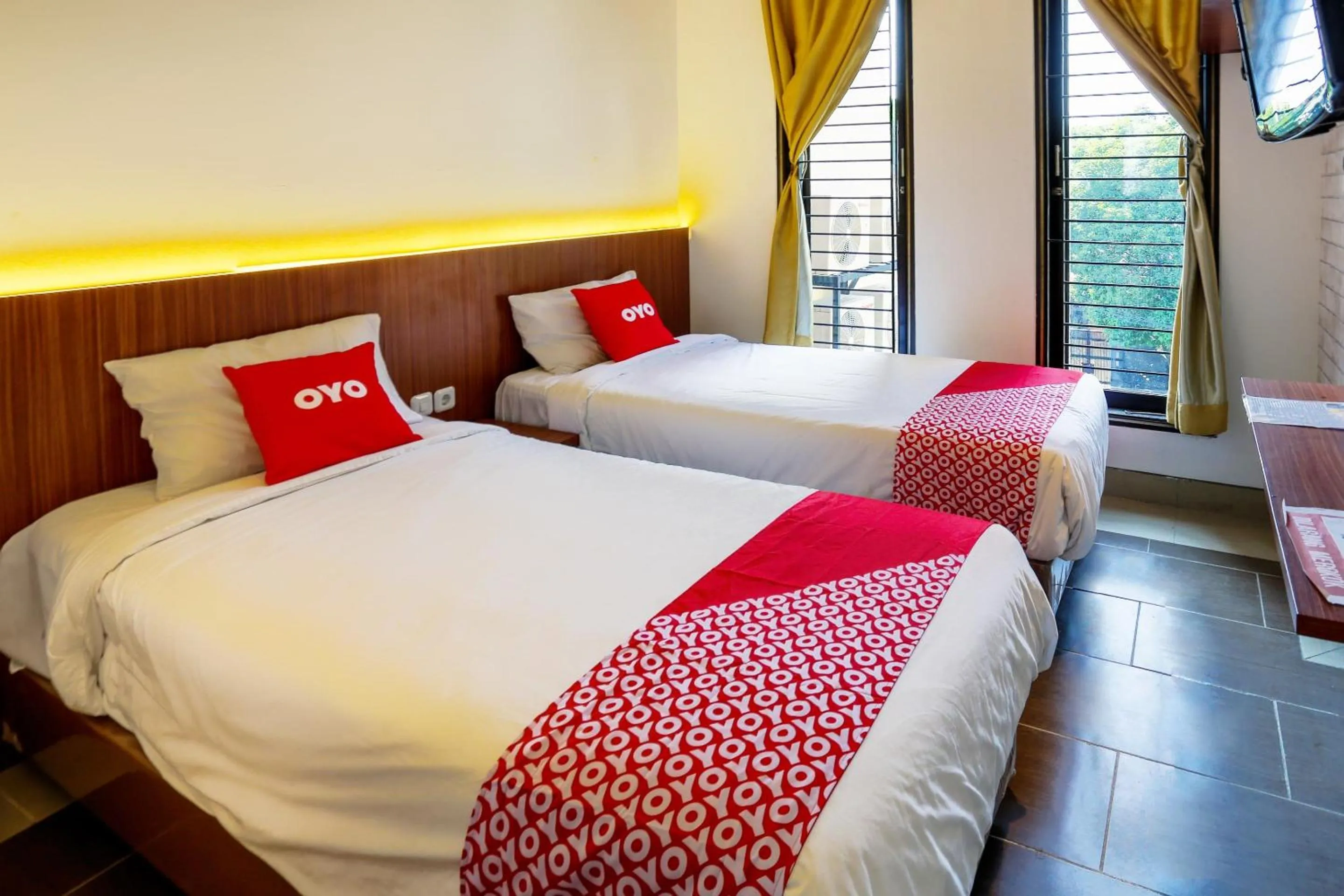 Bedroom, Bed in Hotel O Point Inn