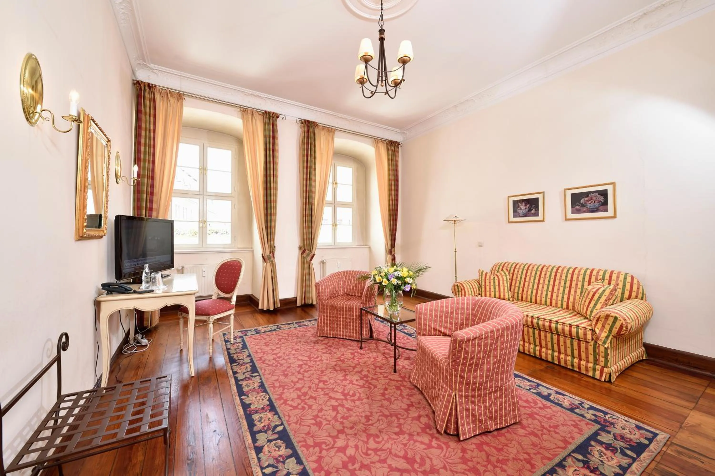 Photo of the whole room in Hotel Graf von Mansfeld