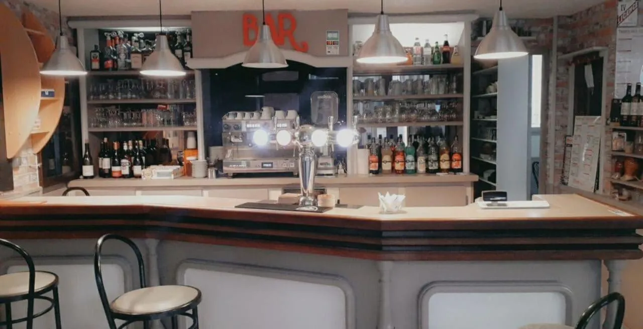 Communal lounge/ TV room, Lounge/Bar in Le fecamps