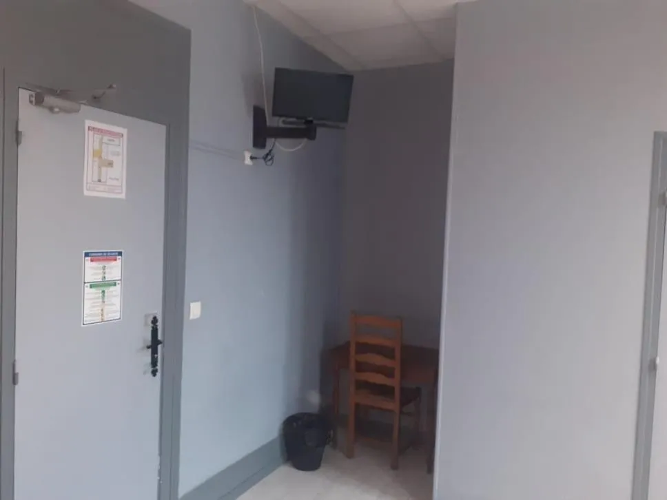 TV/Entertainment Center in Le fecamps