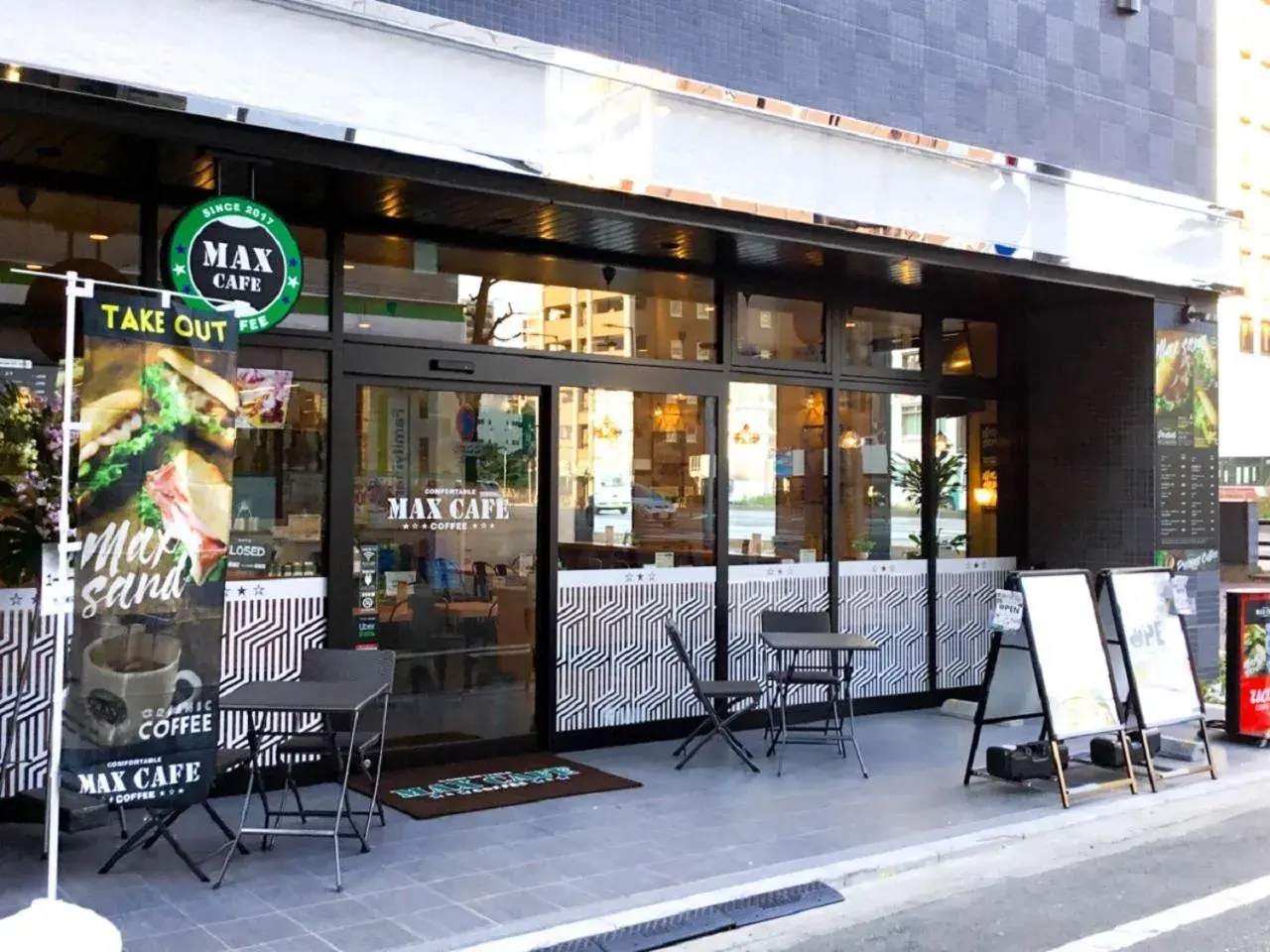 Facade/entrance in HOTEL LiVEMAX Hakata Nakasu Facade/entrance in HOTEL LiVEMAX Hakata Nakasu