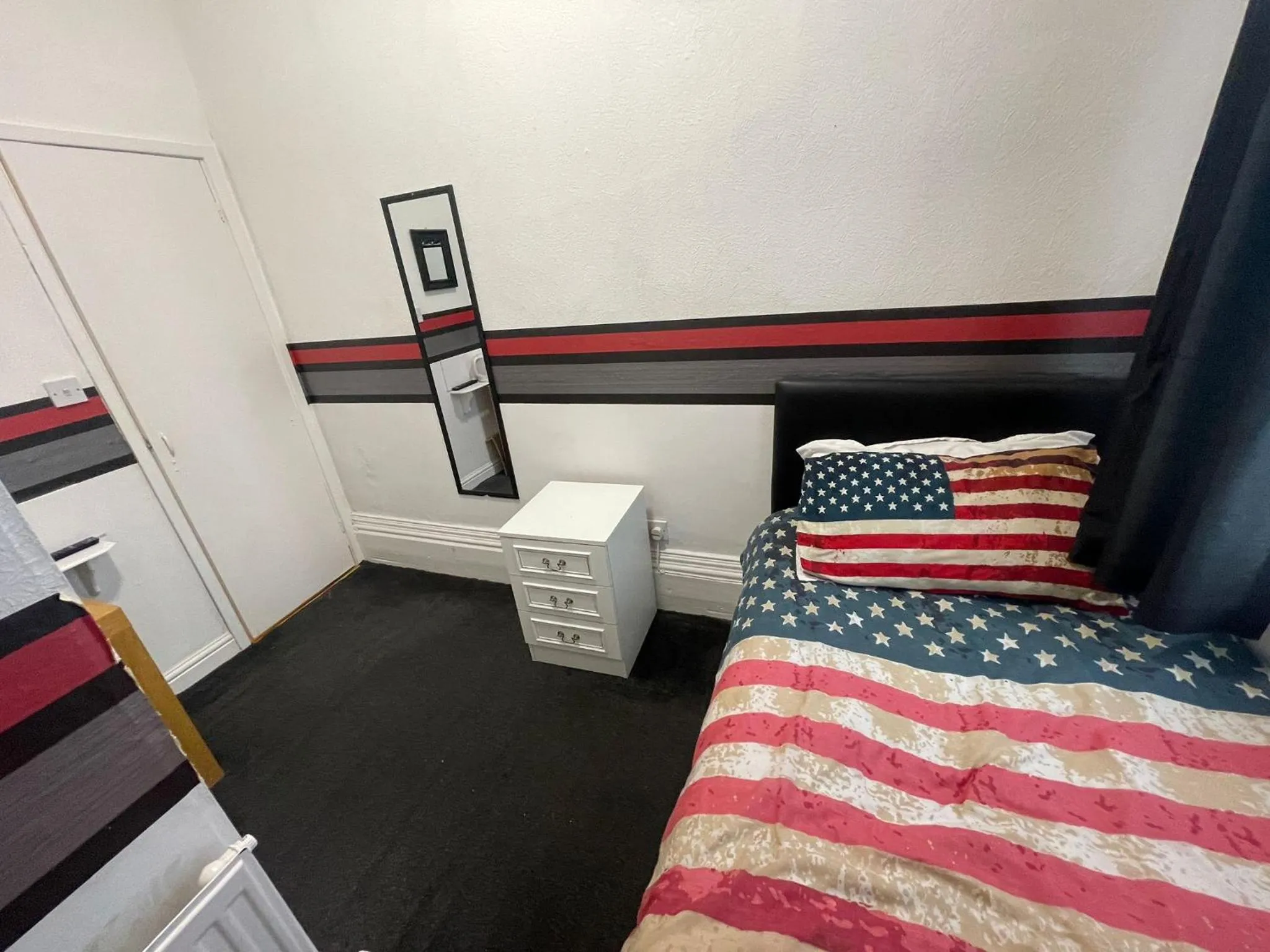 Bed in Manhattan Hotel