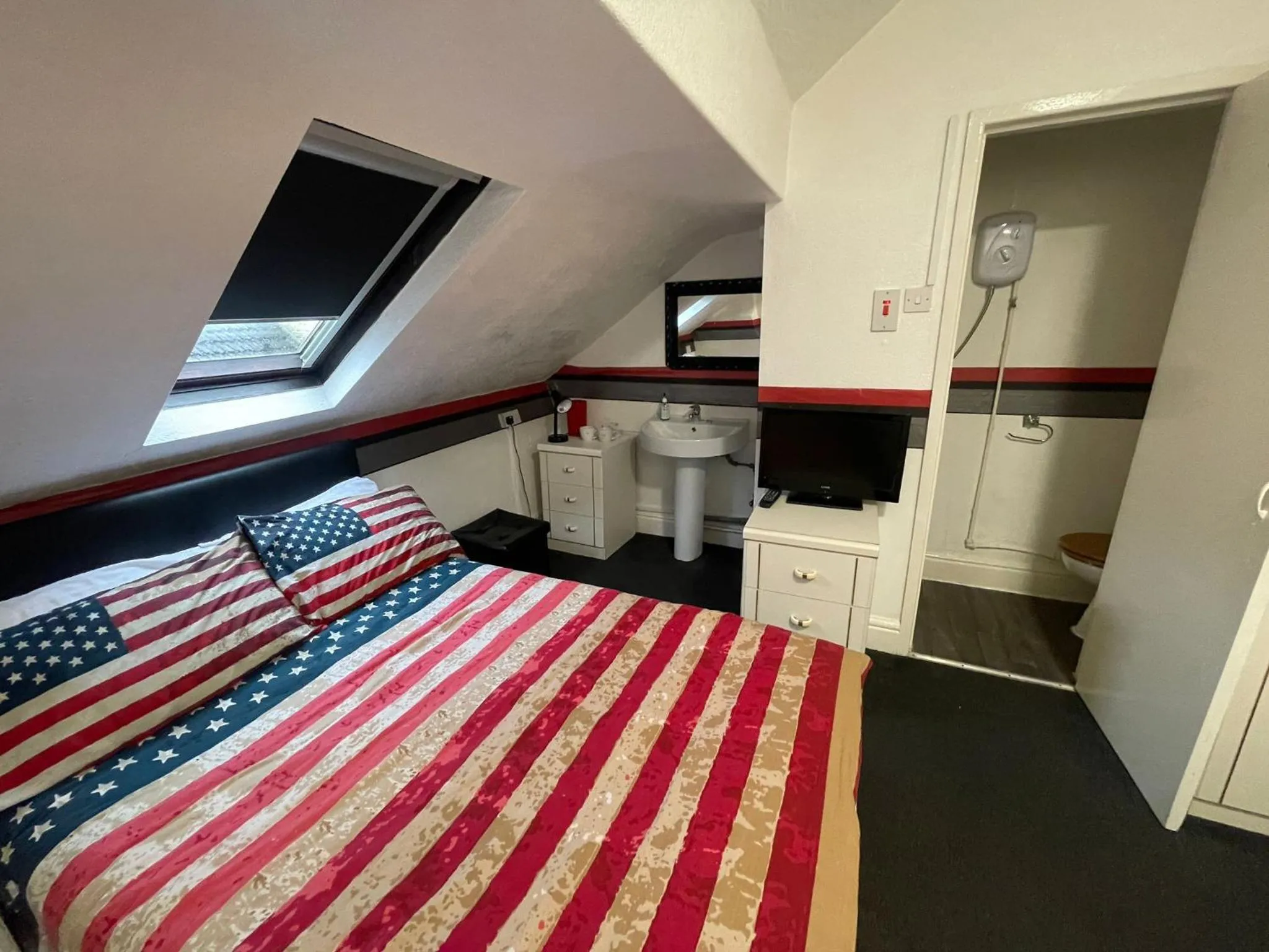 Bed in Manhattan Hotel