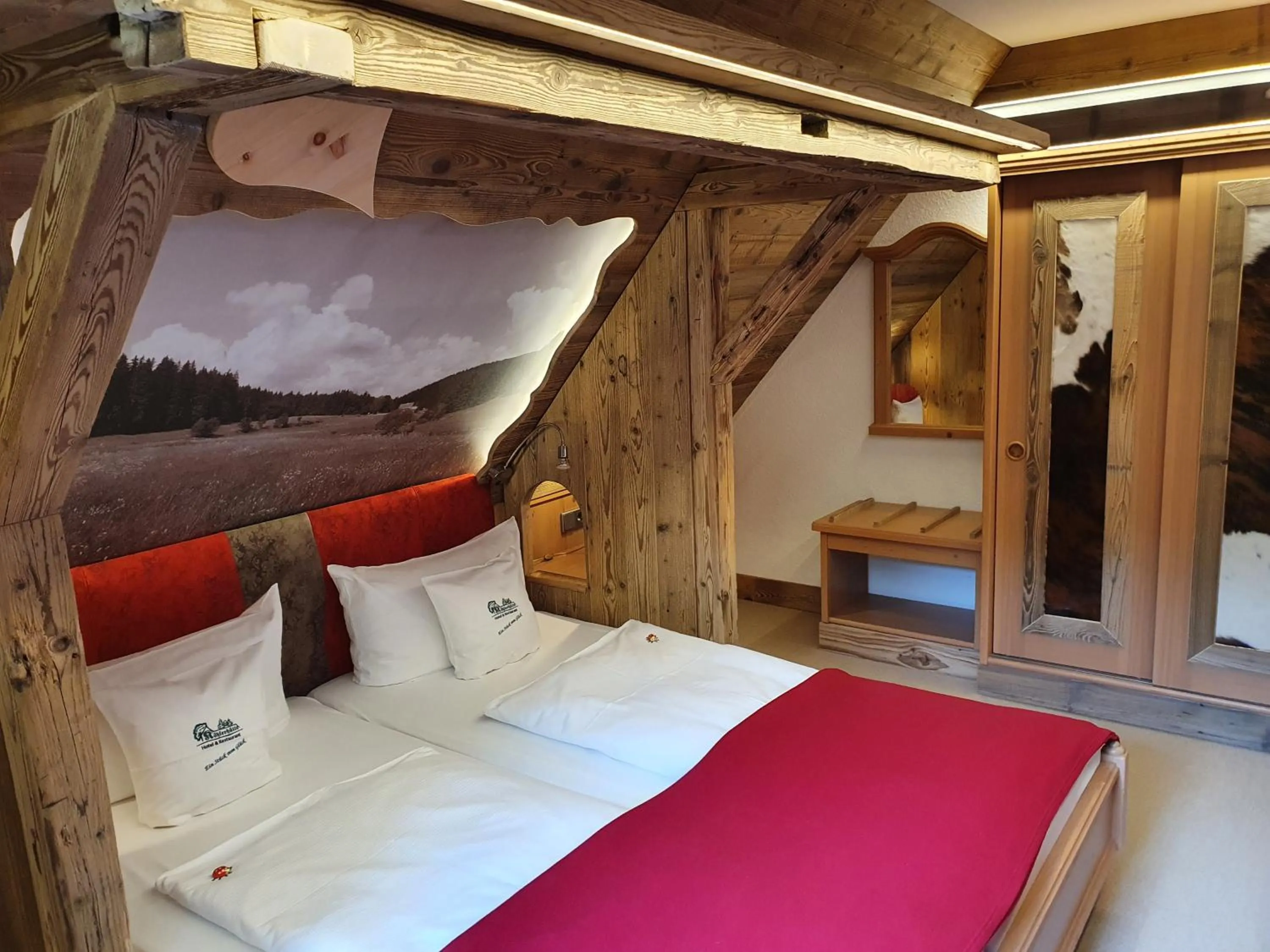Bed in Hotel und Restaurant Köhlerhütte - Fürstenbrunn