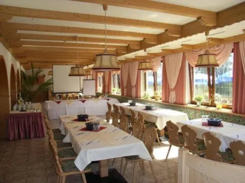 Business facilities in Hotel und Restaurant Köhlerhütte - Fürstenbrunn