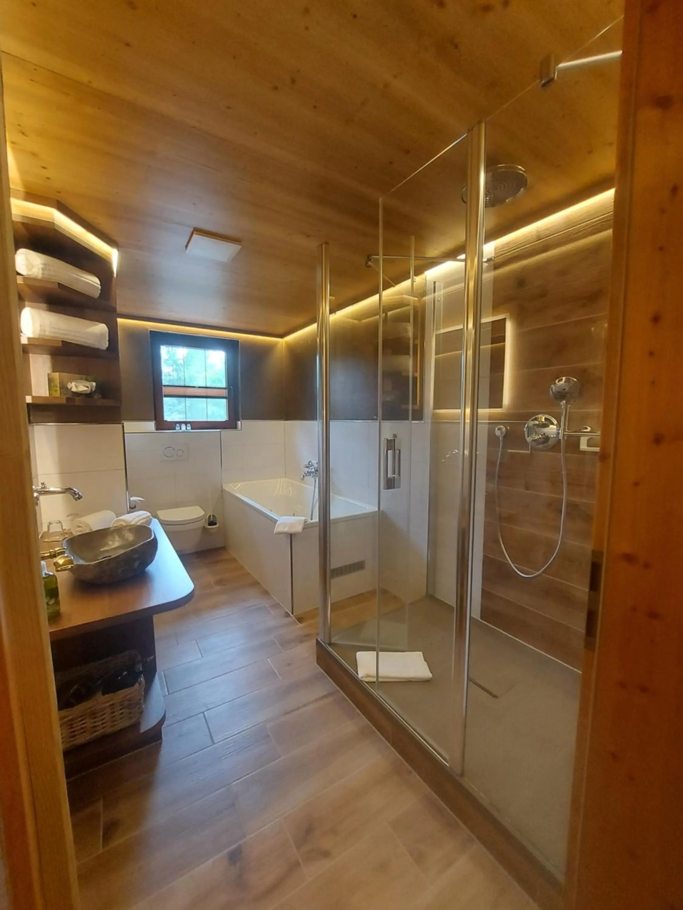Shower in Hotel und Restaurant Köhlerhütte - Fürstenbrunn
