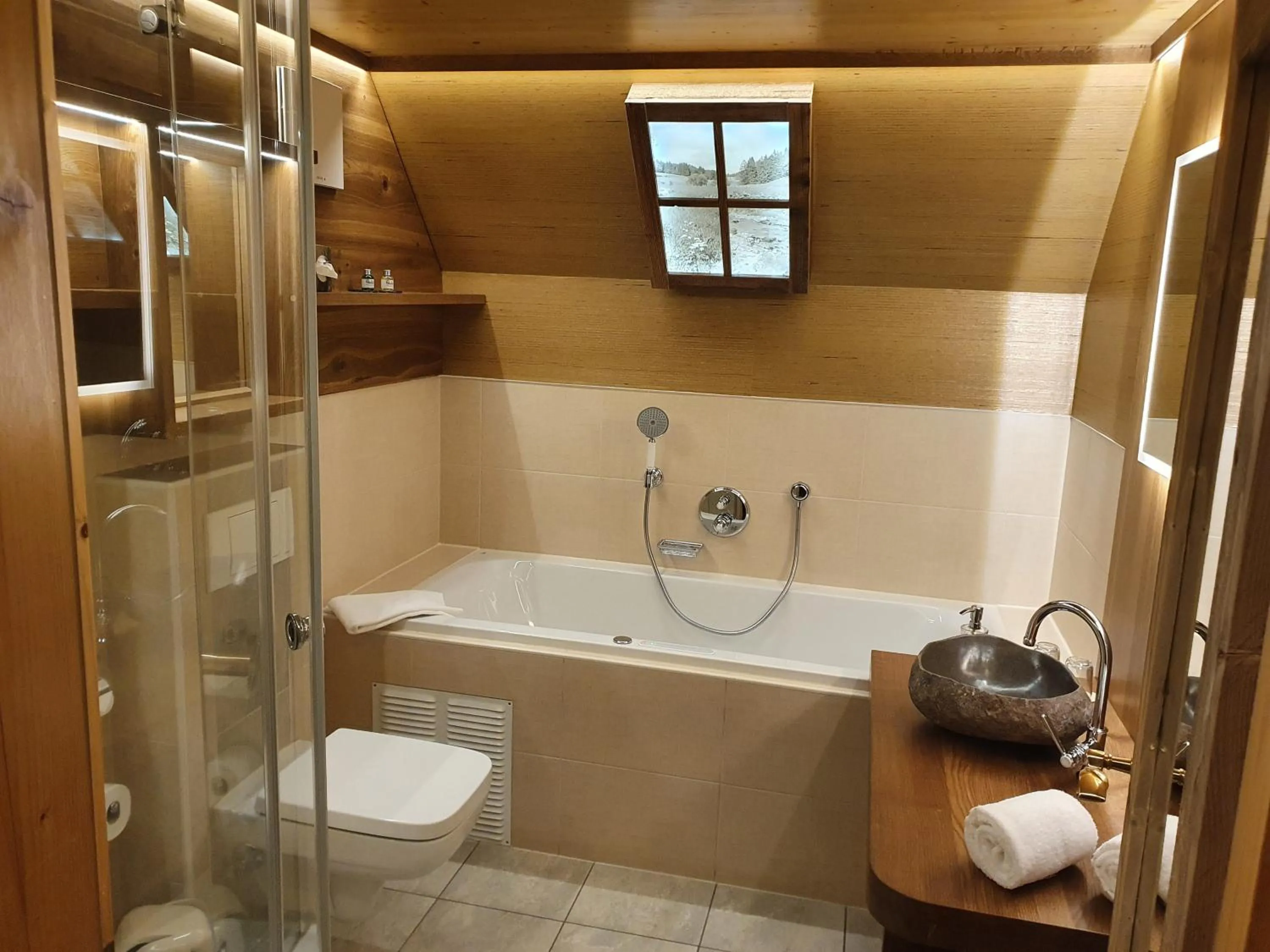Shower in Hotel und Restaurant Köhlerhütte - Fürstenbrunn