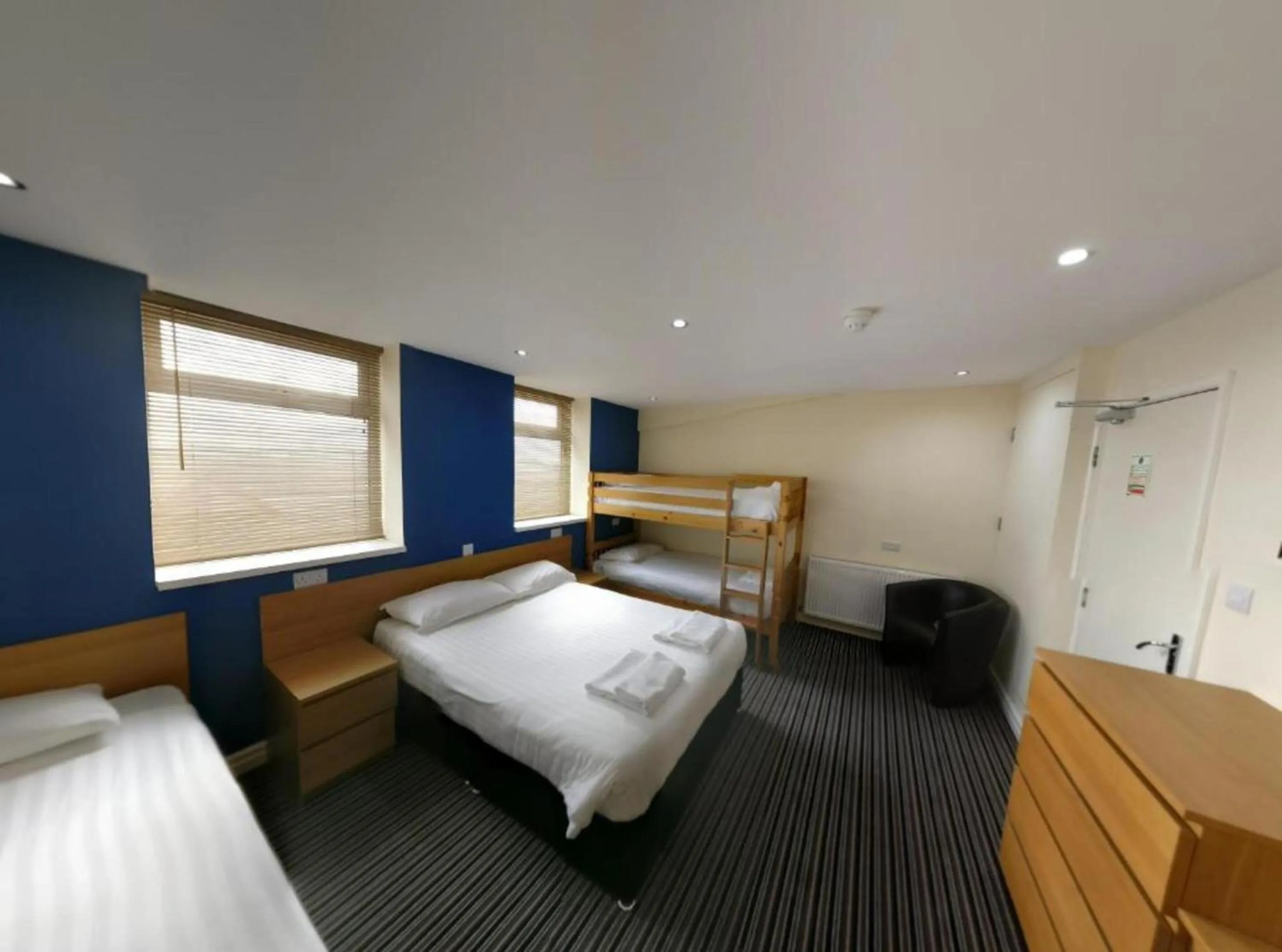 Bedroom, Bed in OYO Wave Crest Hotel