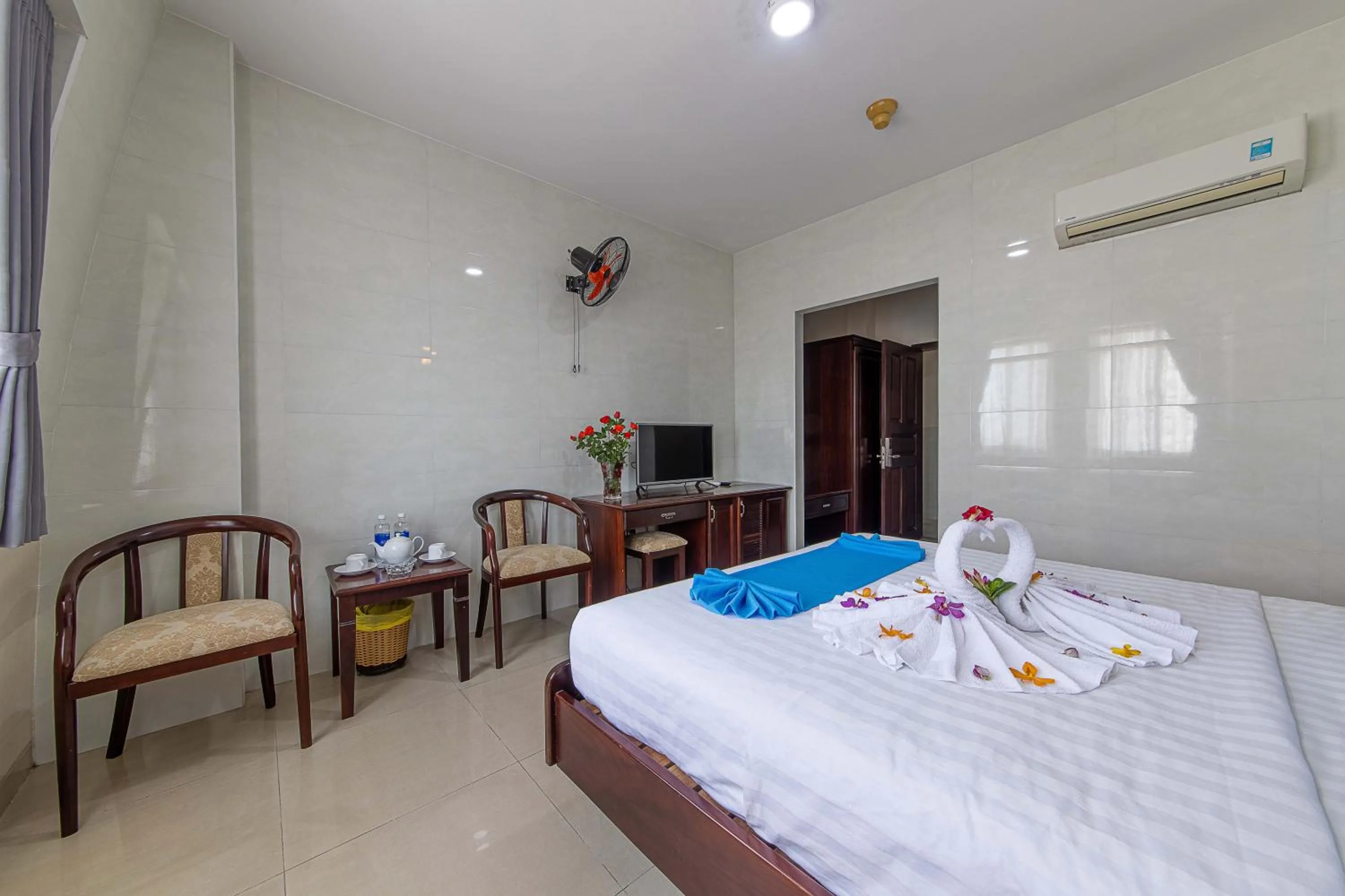 Bed in Phong Lan 2 Hotel