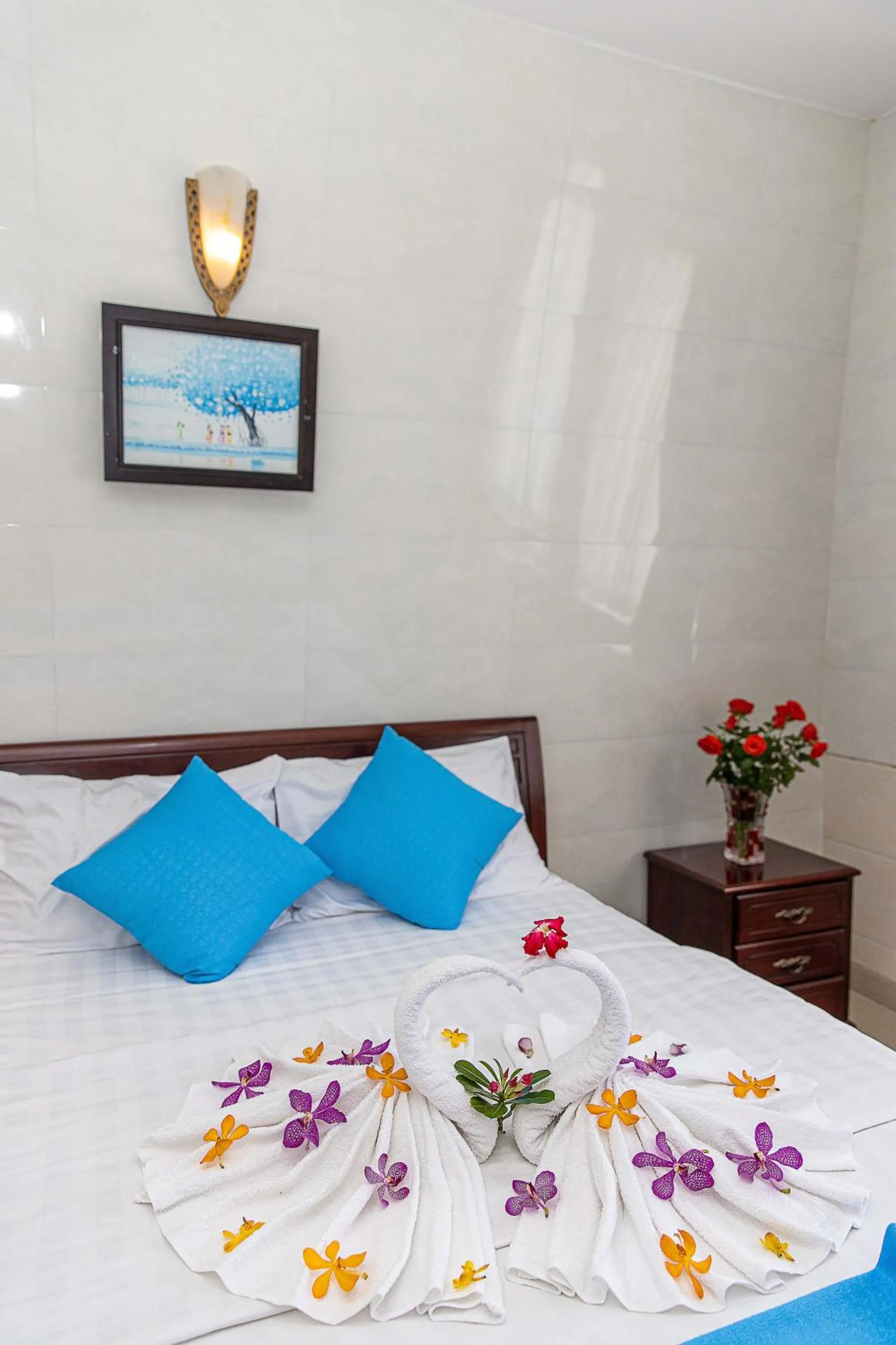 Bedroom, Bed in Phong Lan 2 Hotel