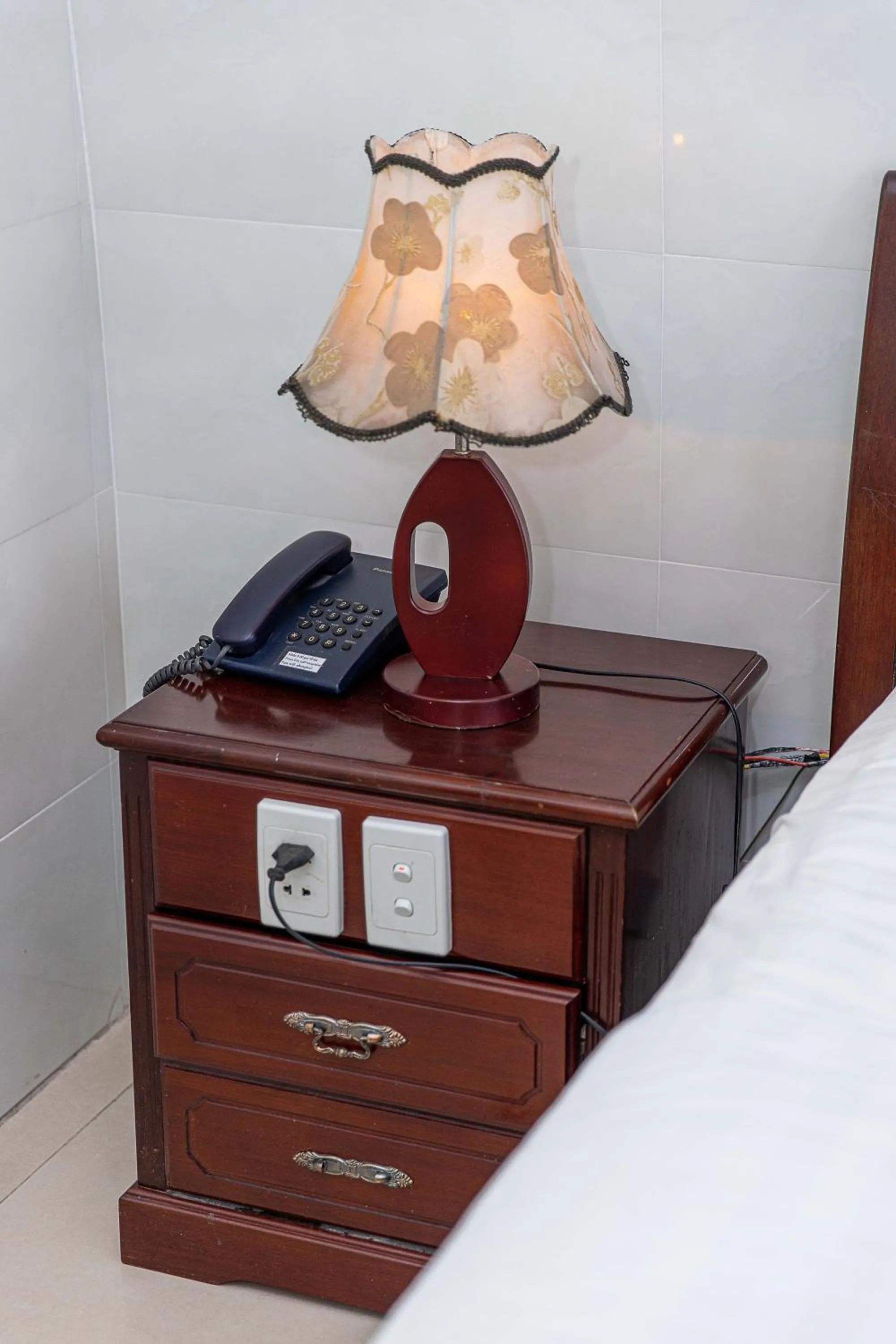 Photo of the whole room, Bed in Phong Lan 2 Hotel