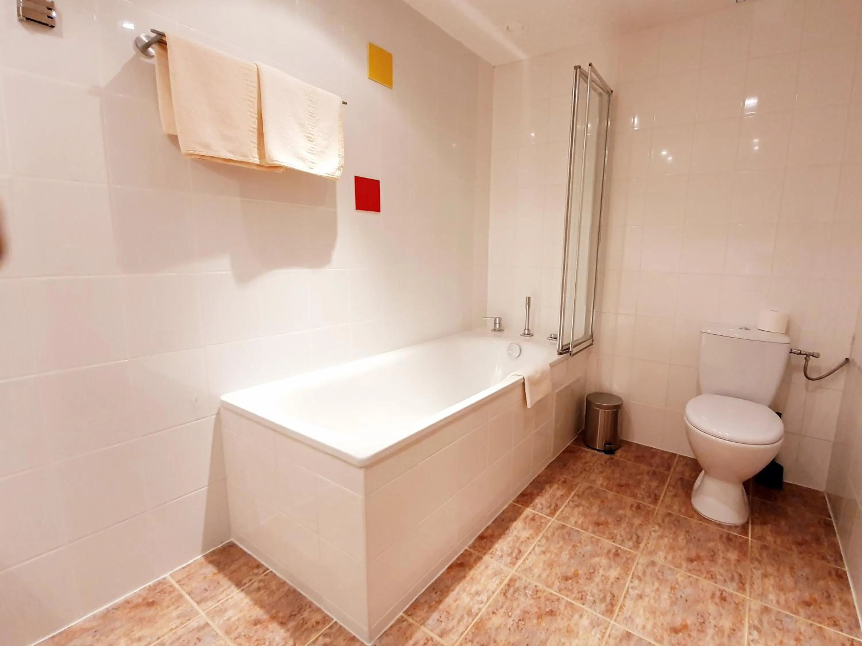 Toilet in Hotel Pause