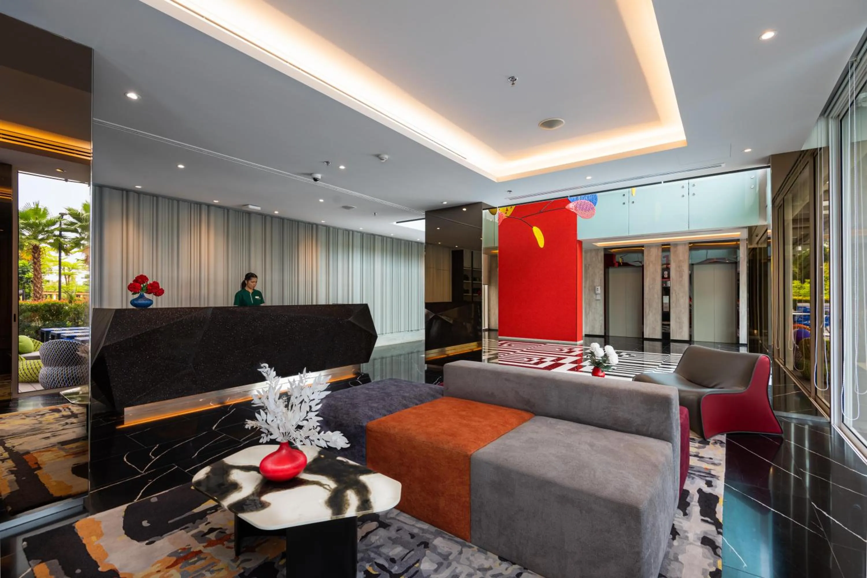 Lobby or reception, Bed in Maitria Hotel Rama 9 Bangkok - A Chatrium Collection