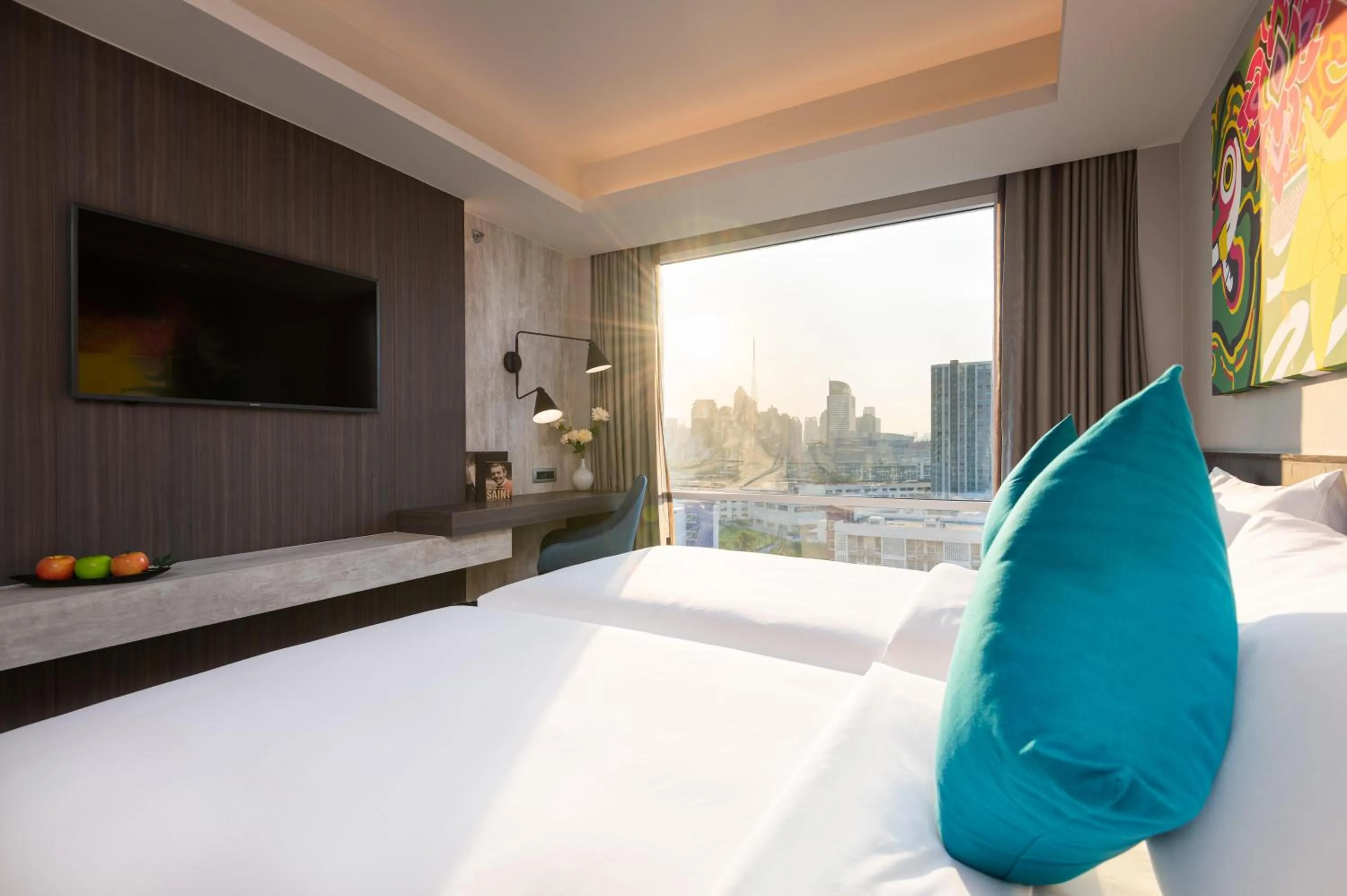 TV and multimedia, Bed in Maitria Hotel Rama 9 Bangkok - A Chatrium Collection