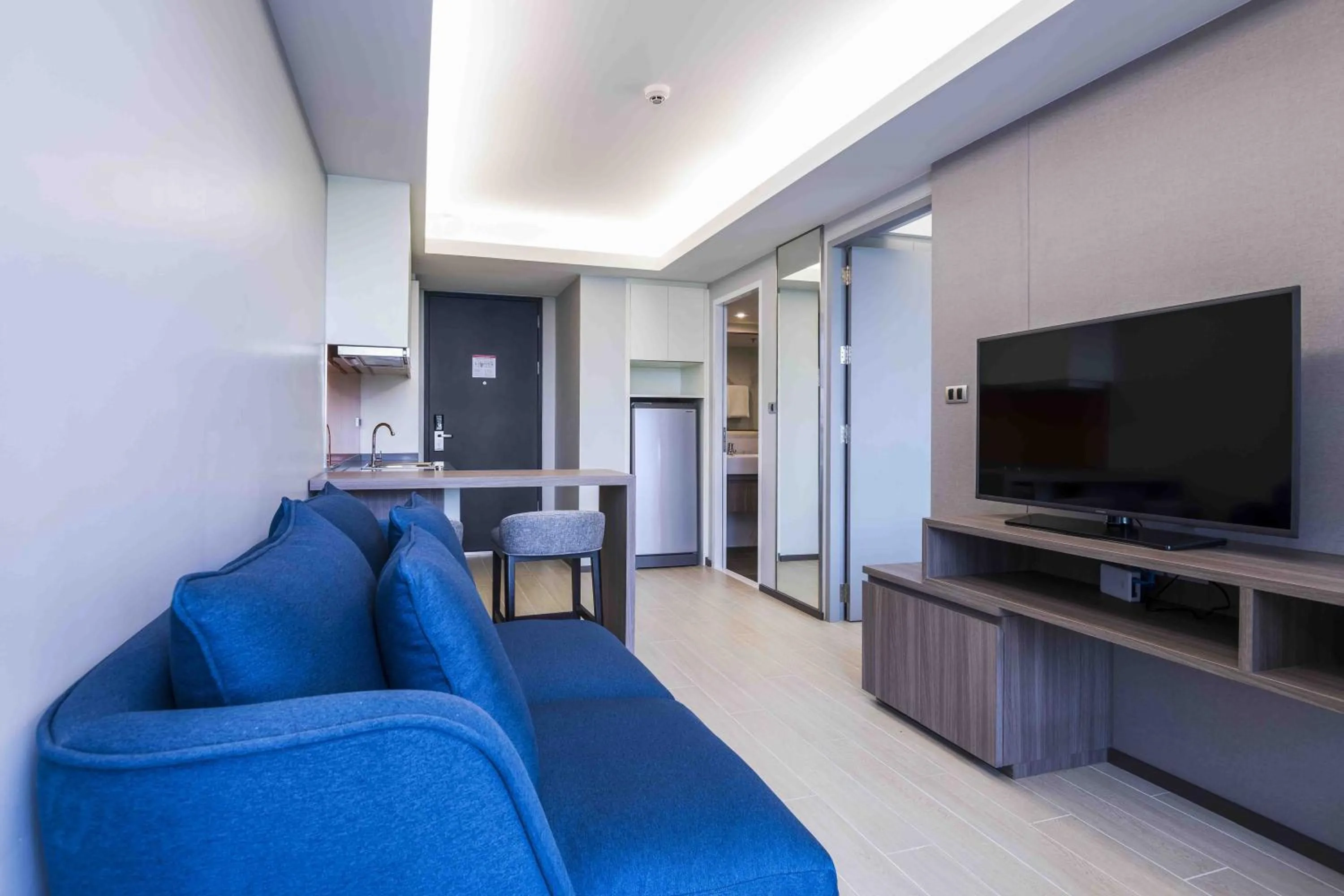 TV and multimedia in Maitria Hotel Rama 9 Bangkok - A Chatrium Collection