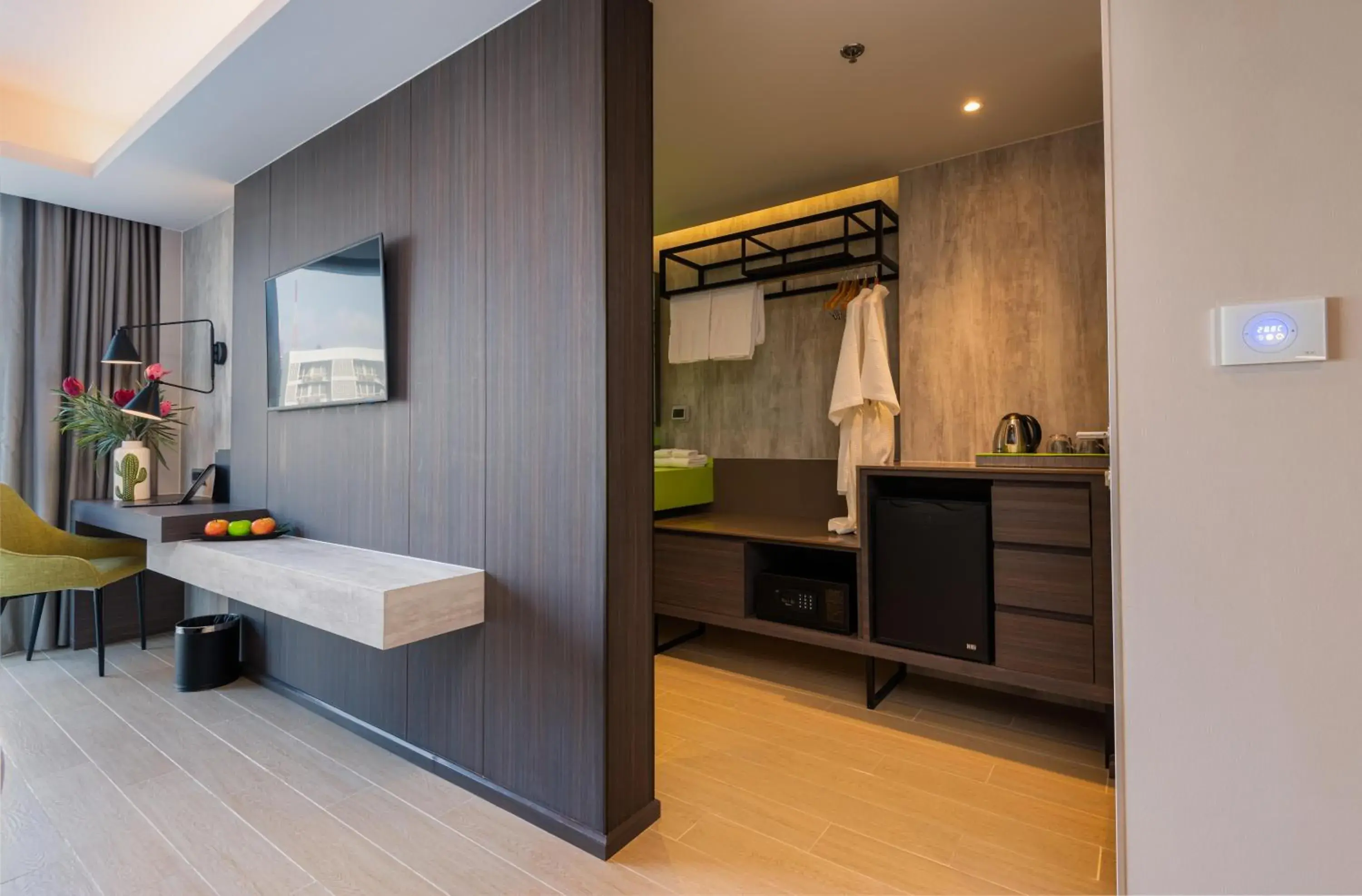 Premier Triple City View in Maitria Hotel Rama 9 Bangkok - A Chatrium Collection Premier Triple City View in Maitria Hotel Rama 9 Bangkok - A Chatrium Collection