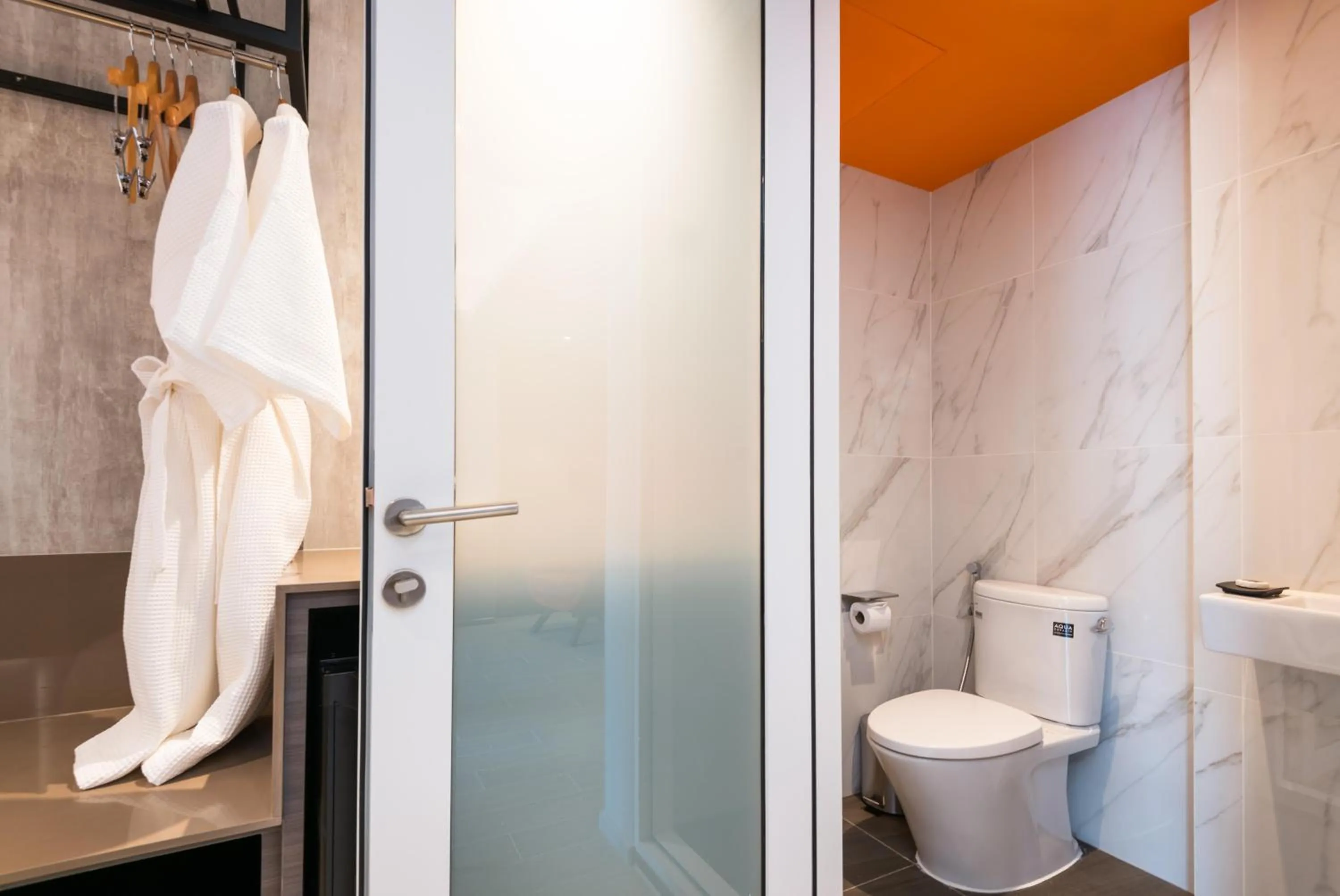 Shower in Maitria Hotel Rama 9 Bangkok - A Chatrium Collection