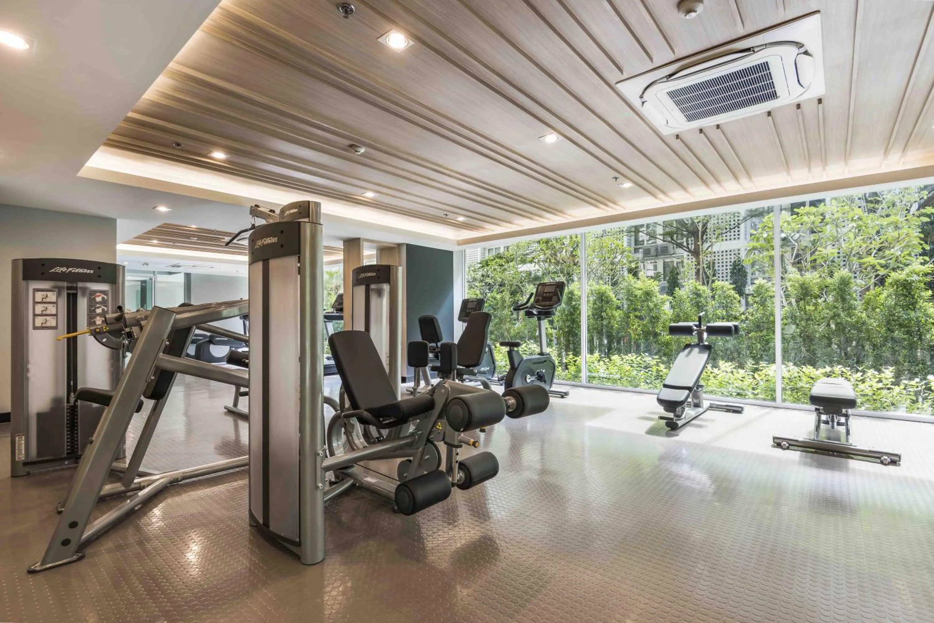 Fitness centre/facilities in Maitria Hotel Rama 9 Bangkok - A Chatrium Collection
