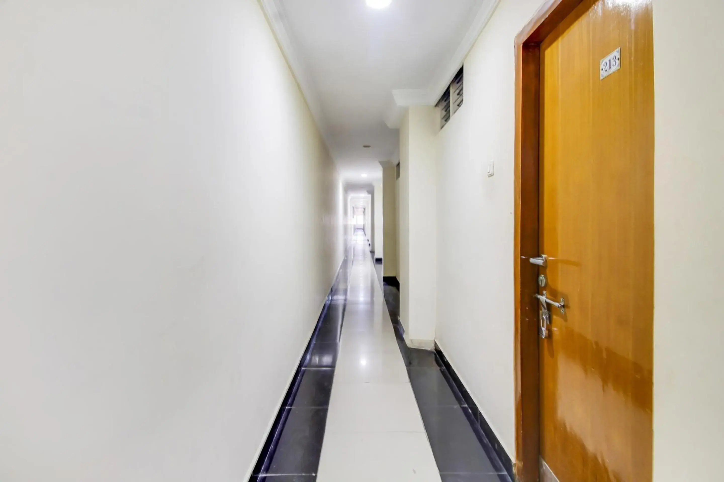 Lobby or reception in Hotel O Srinivasa Residency Lobby or reception in Hotel O Srinivasa Residency