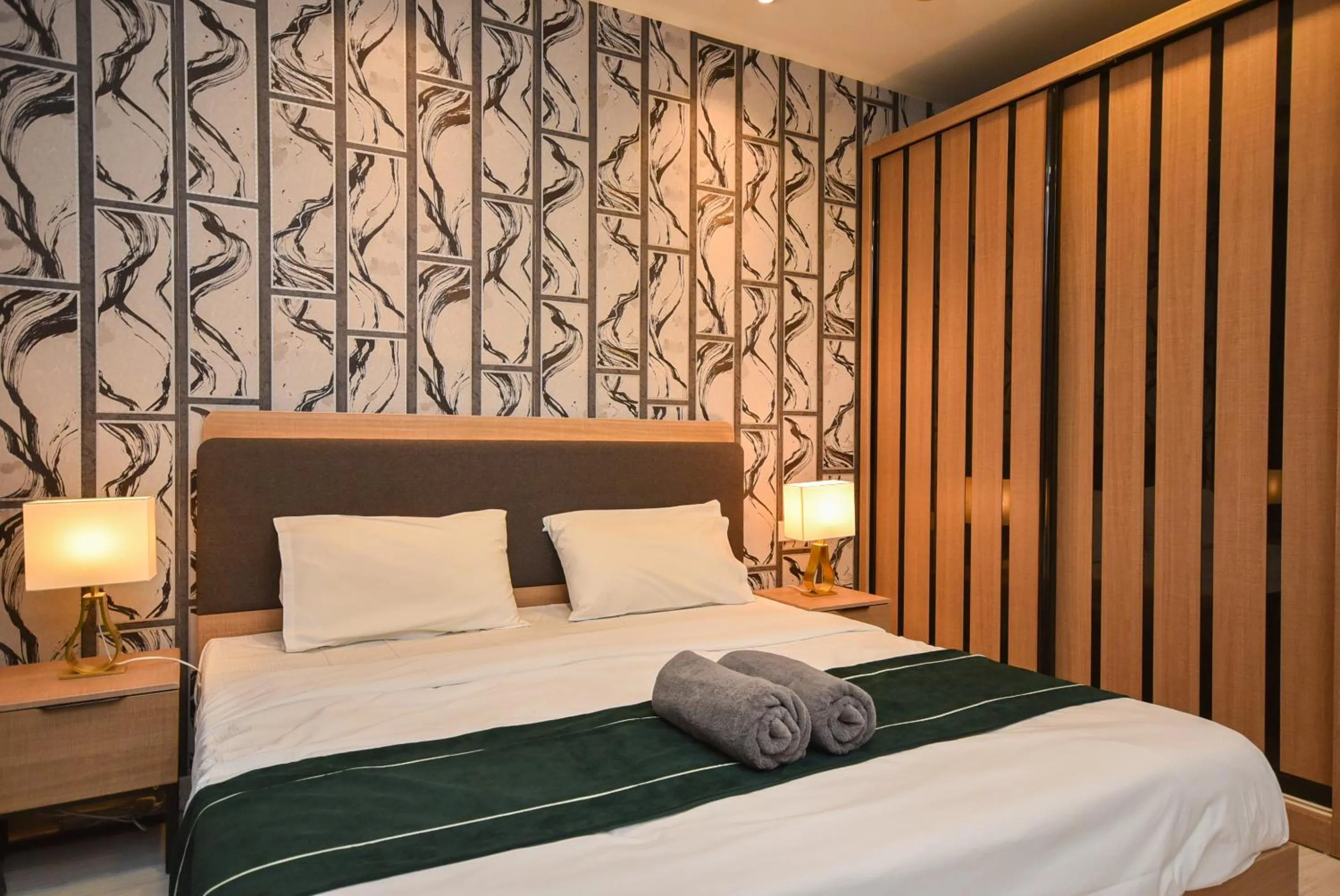 Bedroom, Bed in Suasana Residence by Nest Home