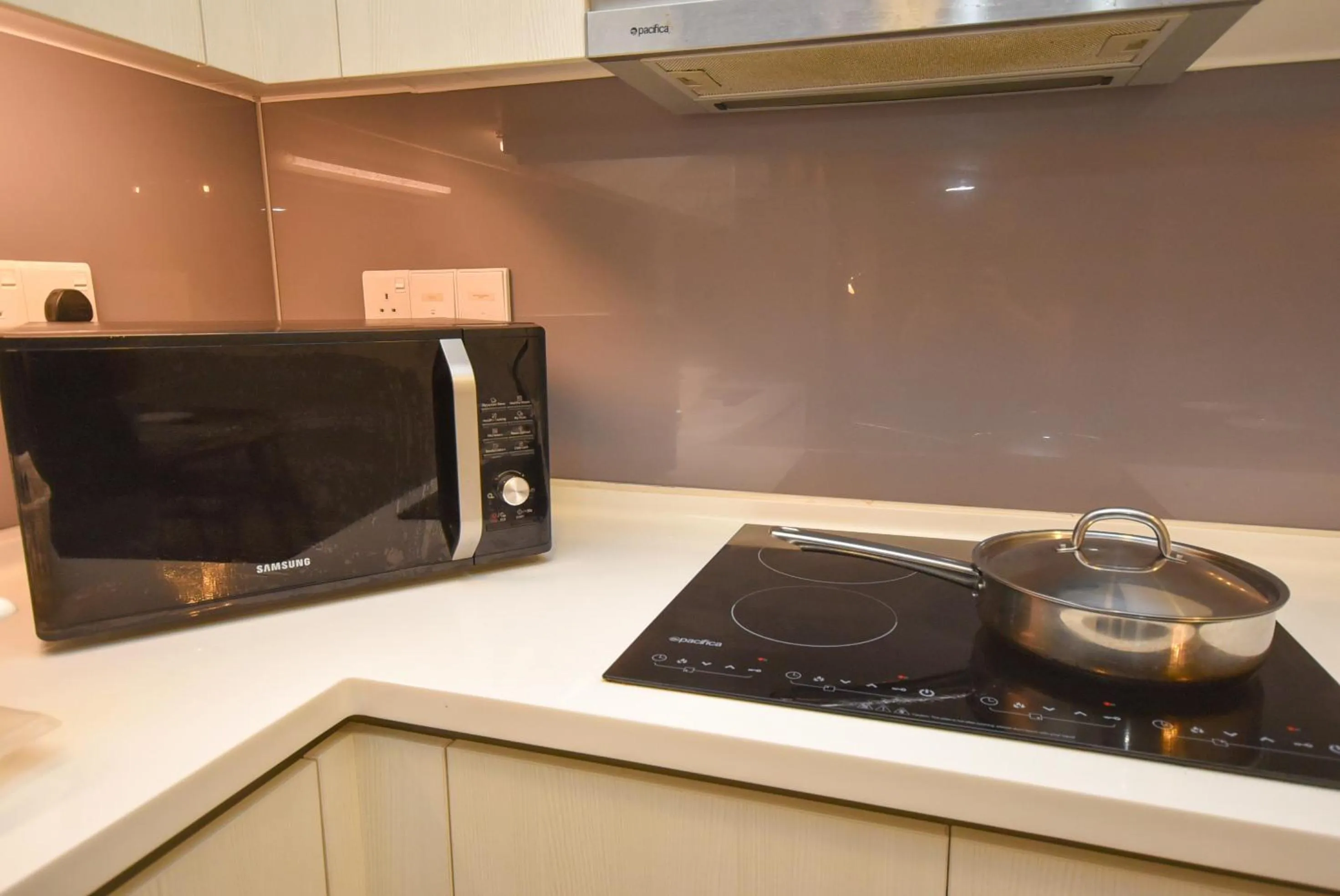 Kitchen or kitchenette in Suasana Residence by Nest Home