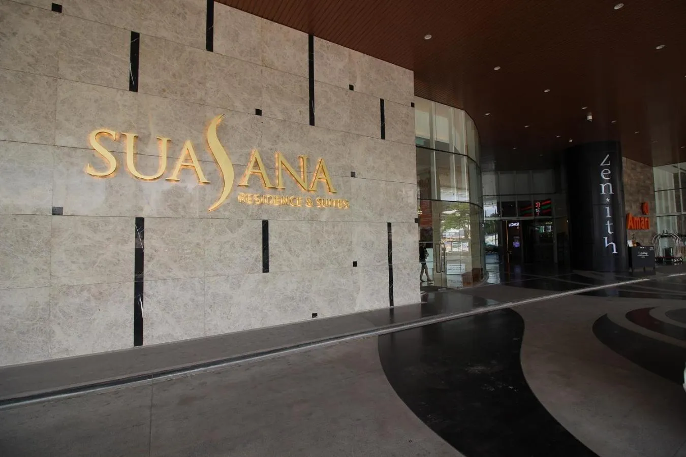 Facade/entrance in Suasana Residence by Nest Home