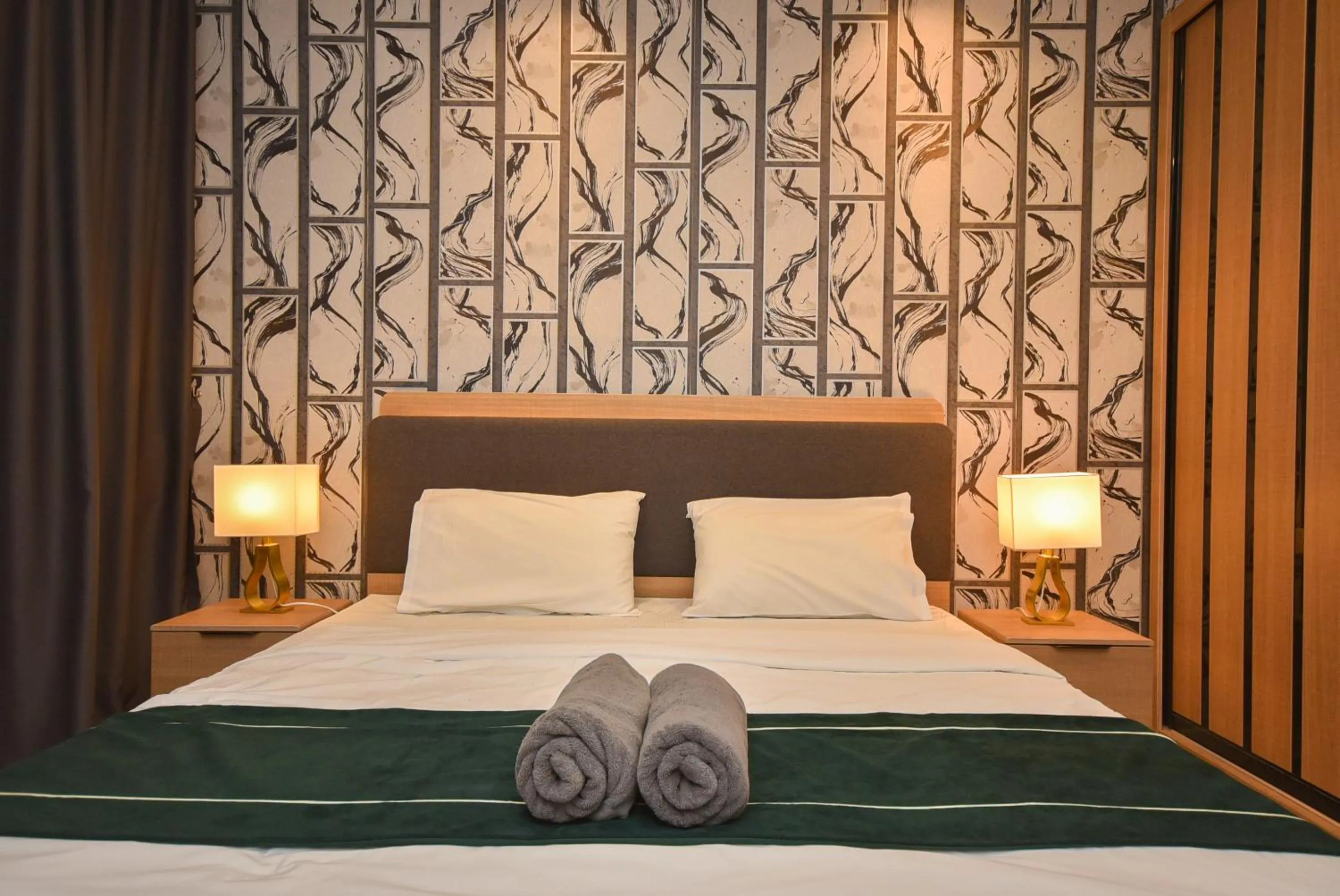 Bedroom, Bed in Suasana Residence by Nest Home