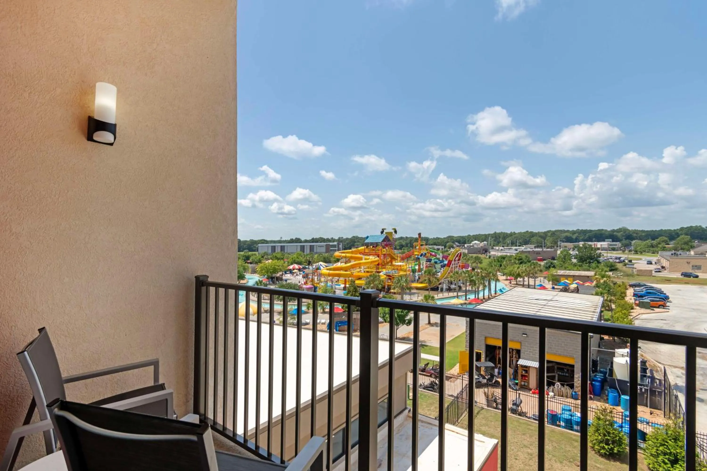 Bedroom in Best Western Plus Executive Residency Rigby's Water World Hotel