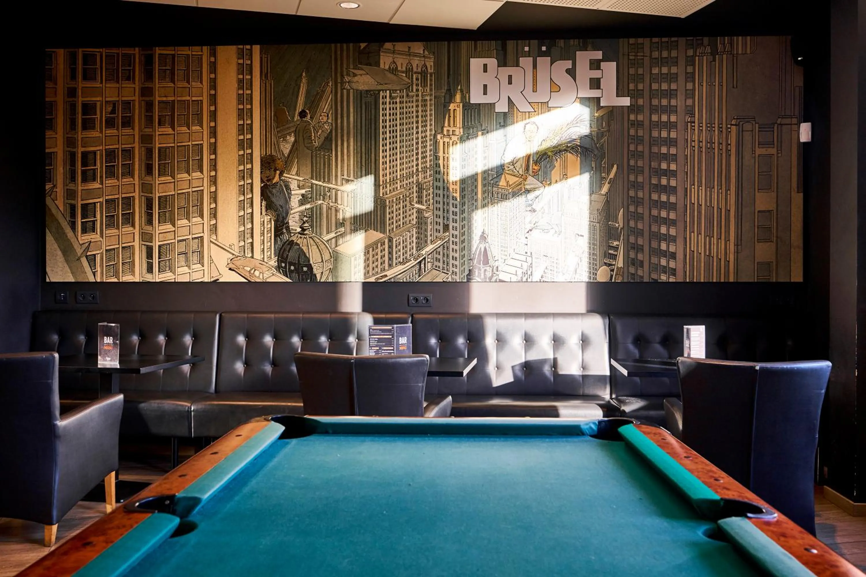 Lounge or bar in HI Brussels Generation Europe Hostel