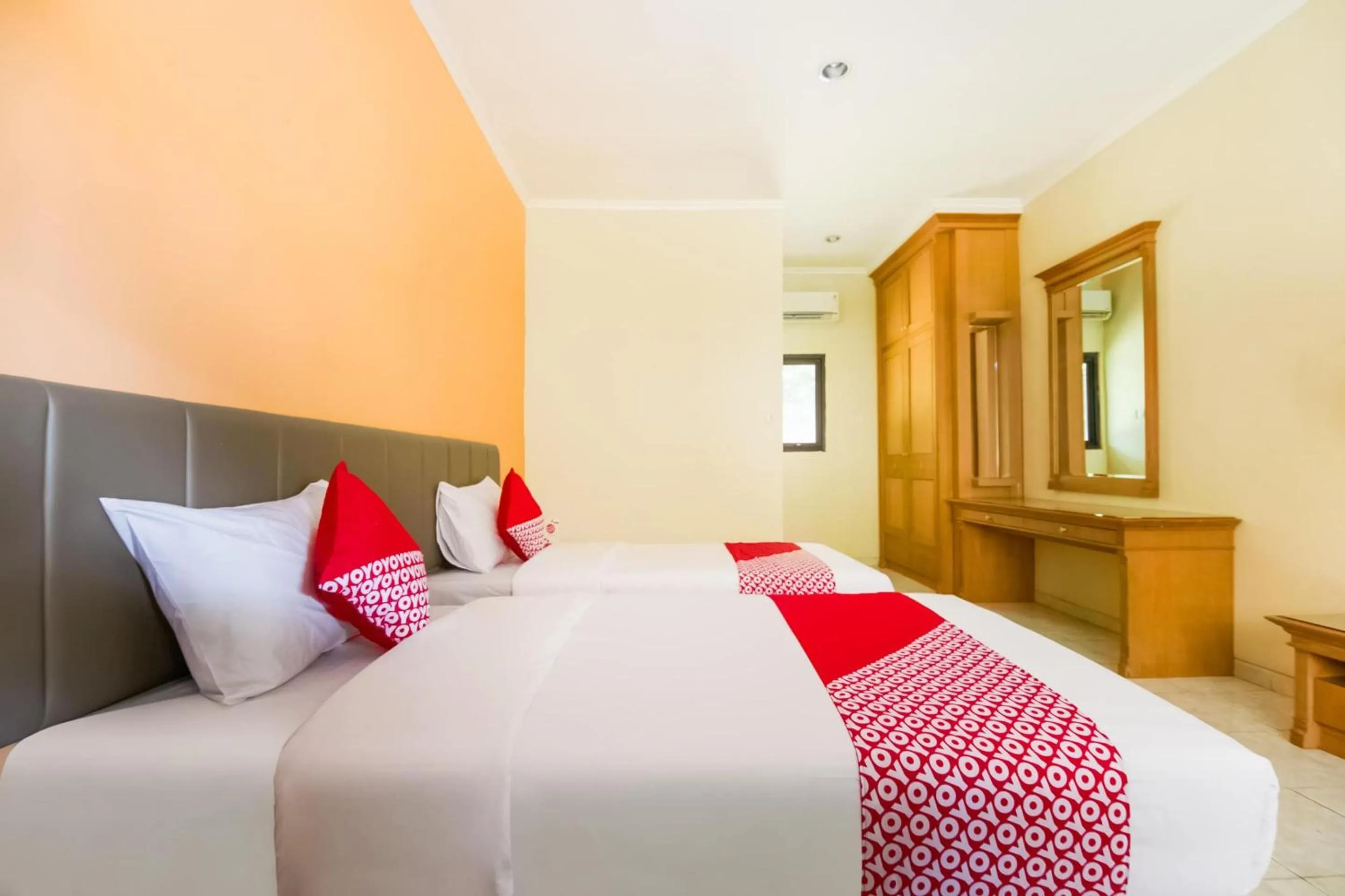 Bedroom, Bed in Wisma Langen Werdhasih