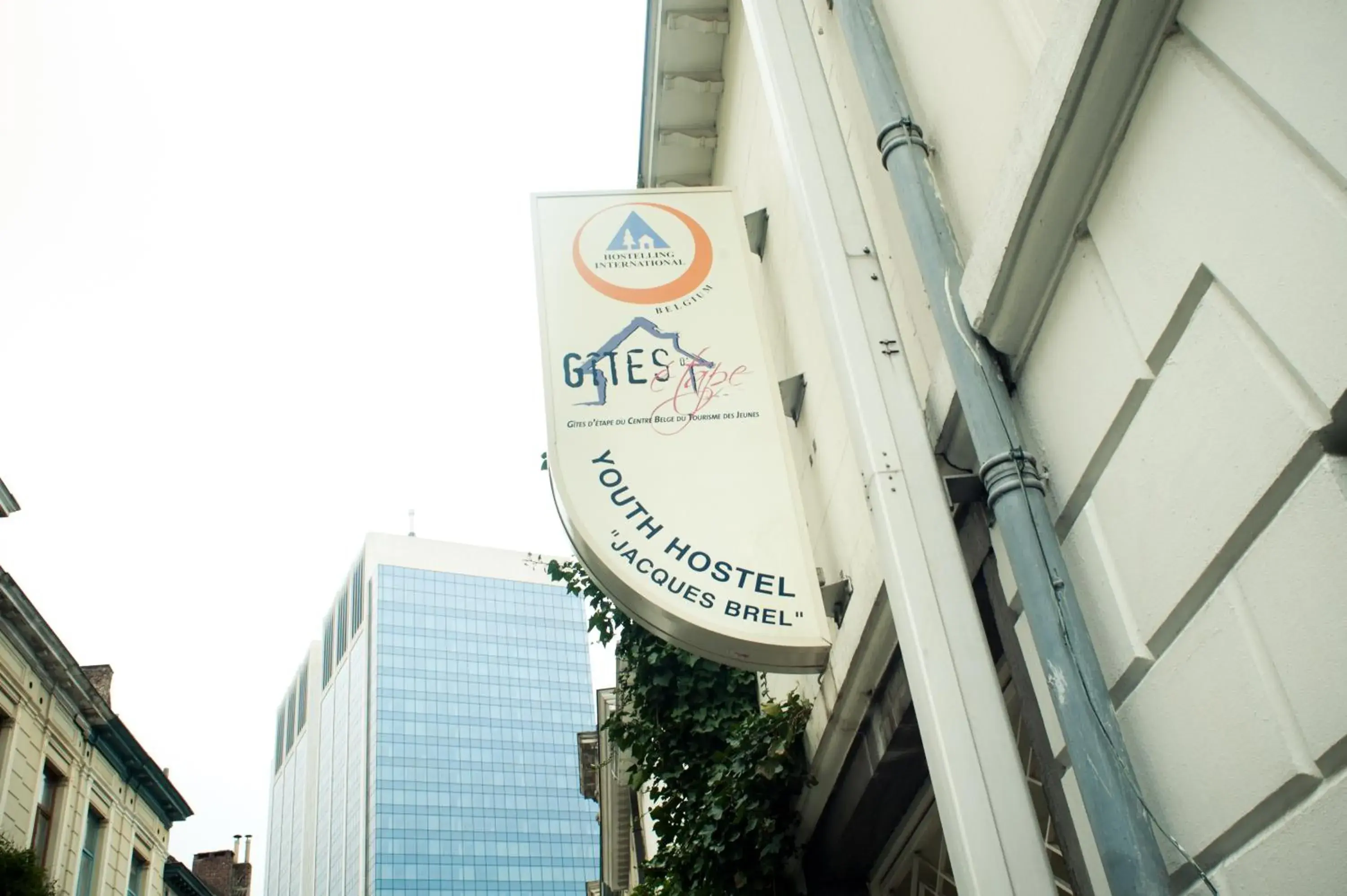 Facade/entrance in HI Brussels Jacques Brel Hostel Facade/entrance in HI Brussels Jacques Brel Hostel