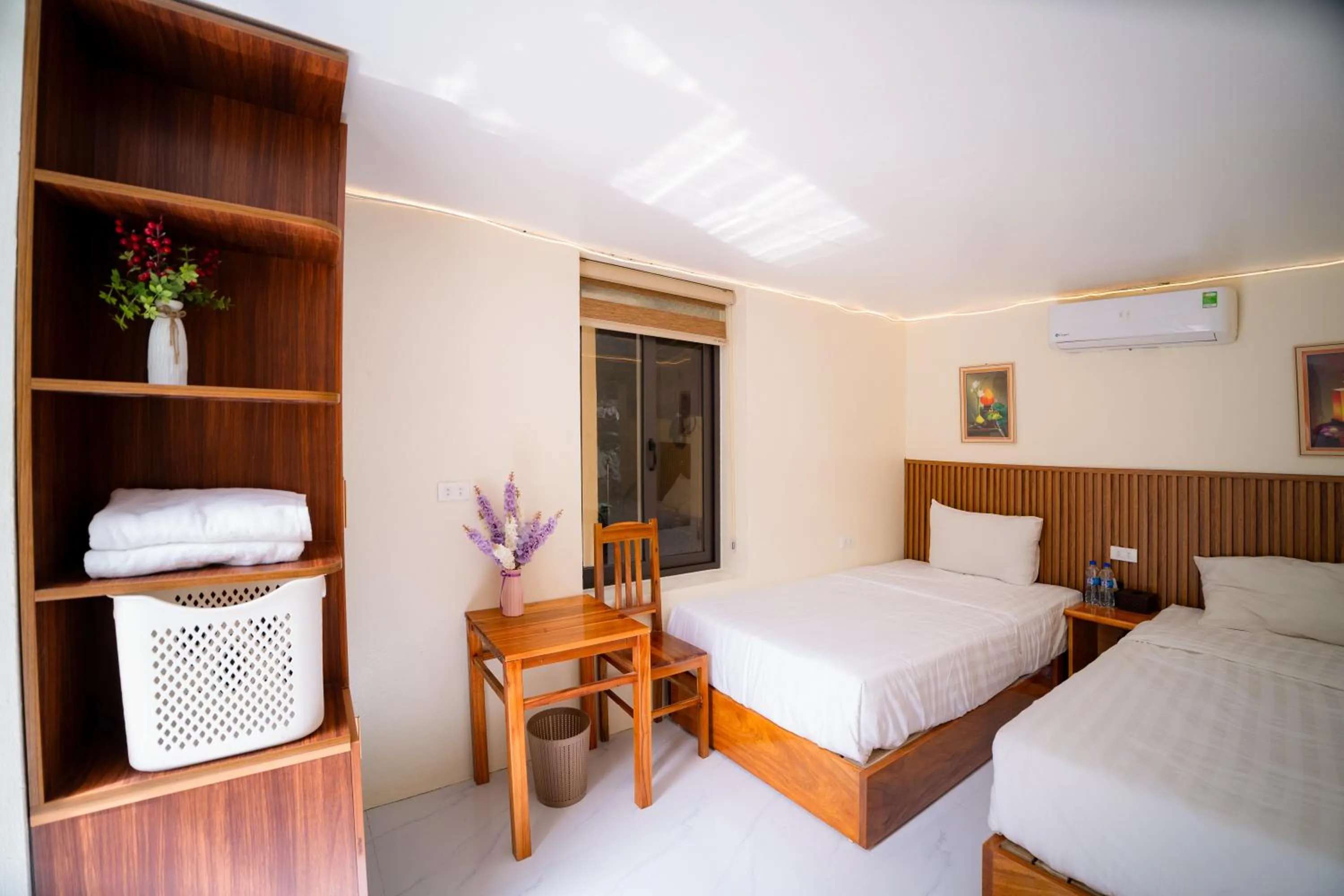 Bed in Trang An Freedom Hood