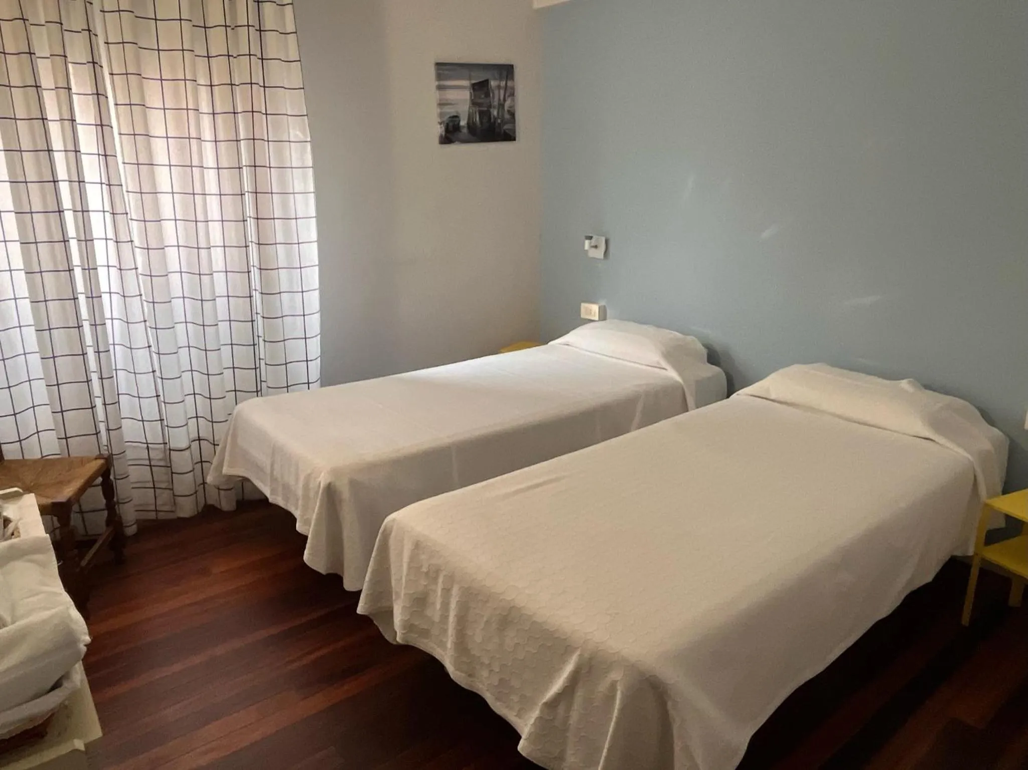 Bedroom, Bed in Hotel Boliña