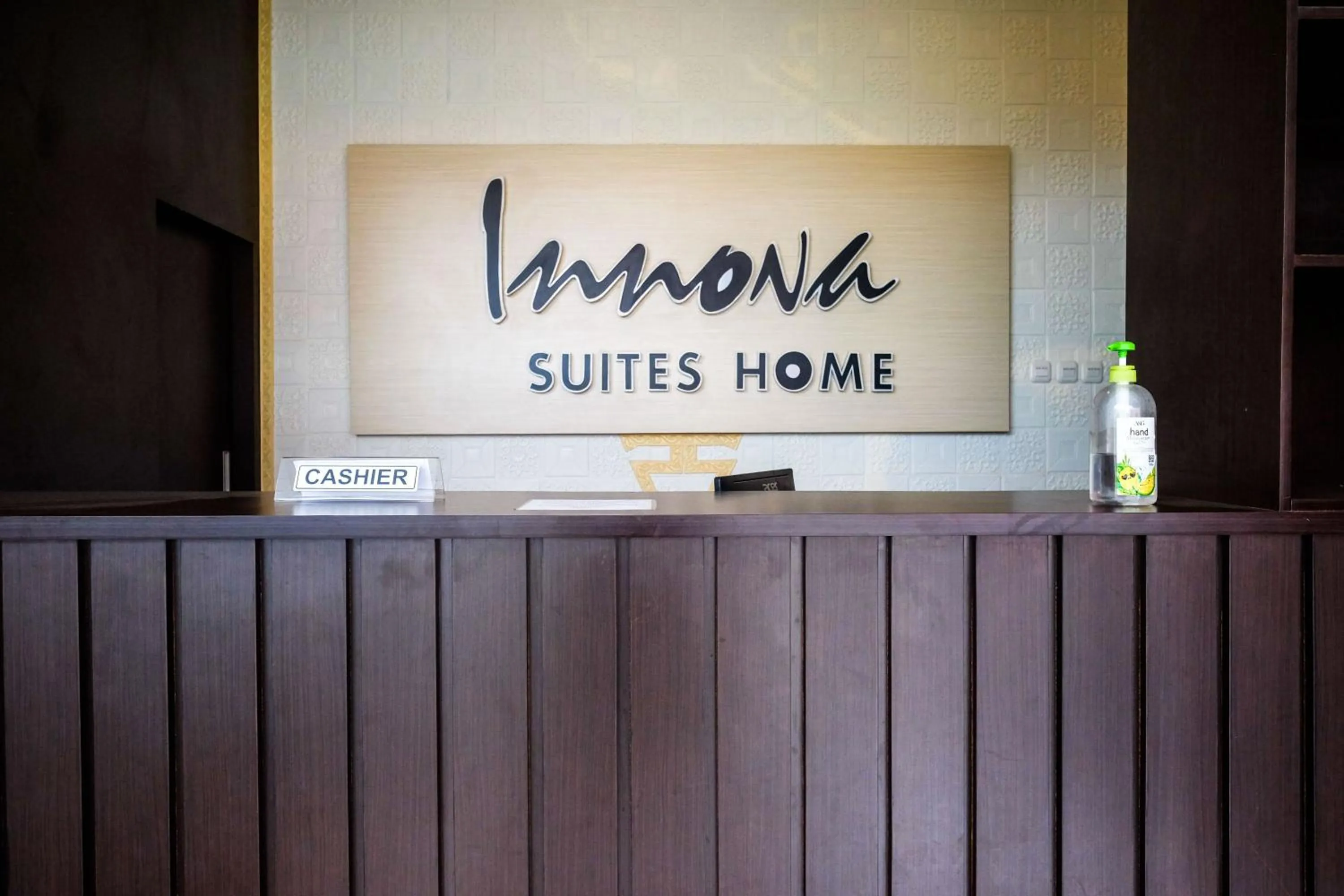 Lobby or reception in RedDoorz near Taman Pantai Alam Indah Tegal