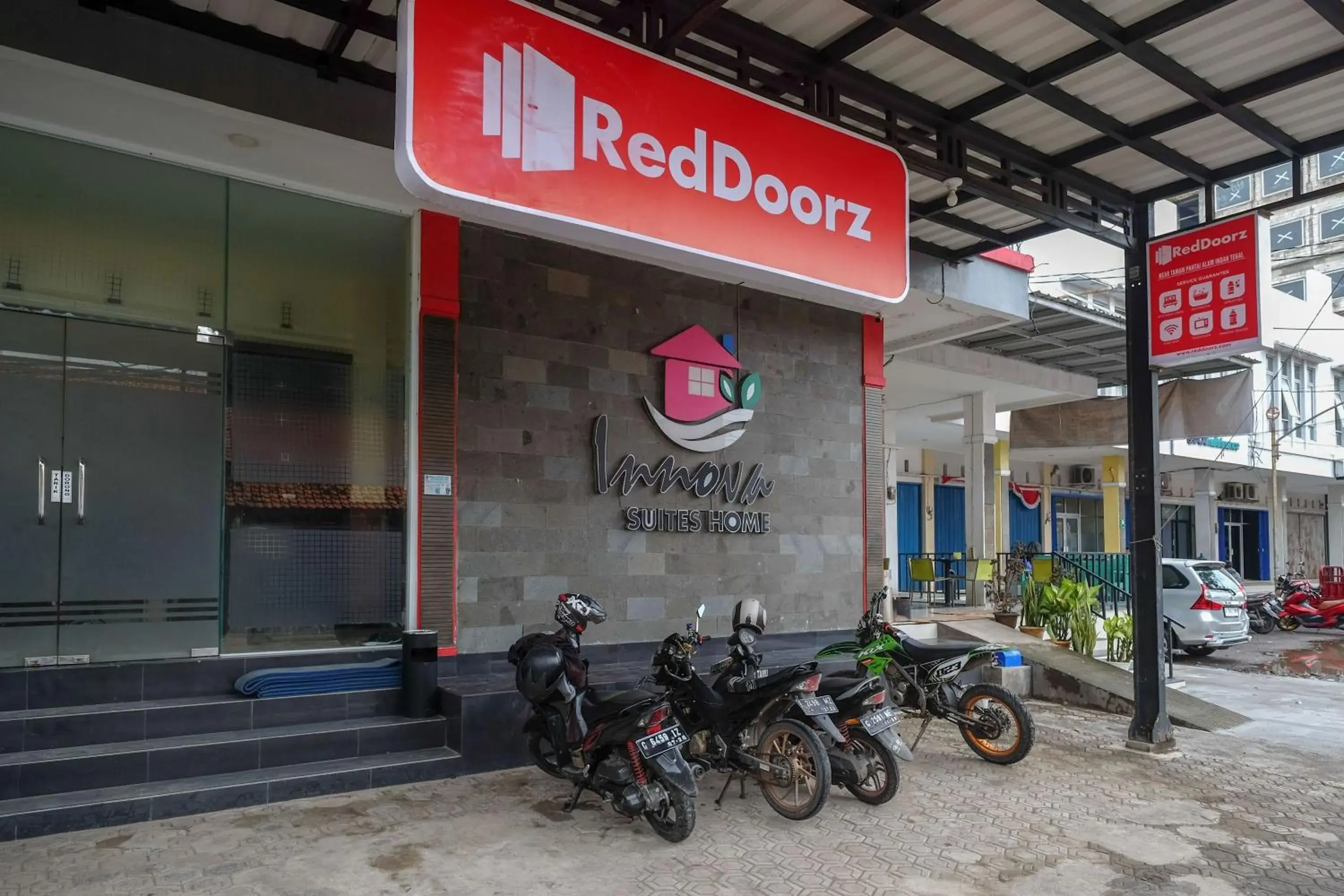 Property building in RedDoorz near Taman Pantai Alam Indah Tegal Property building in RedDoorz near Taman Pantai Alam Indah Tegal