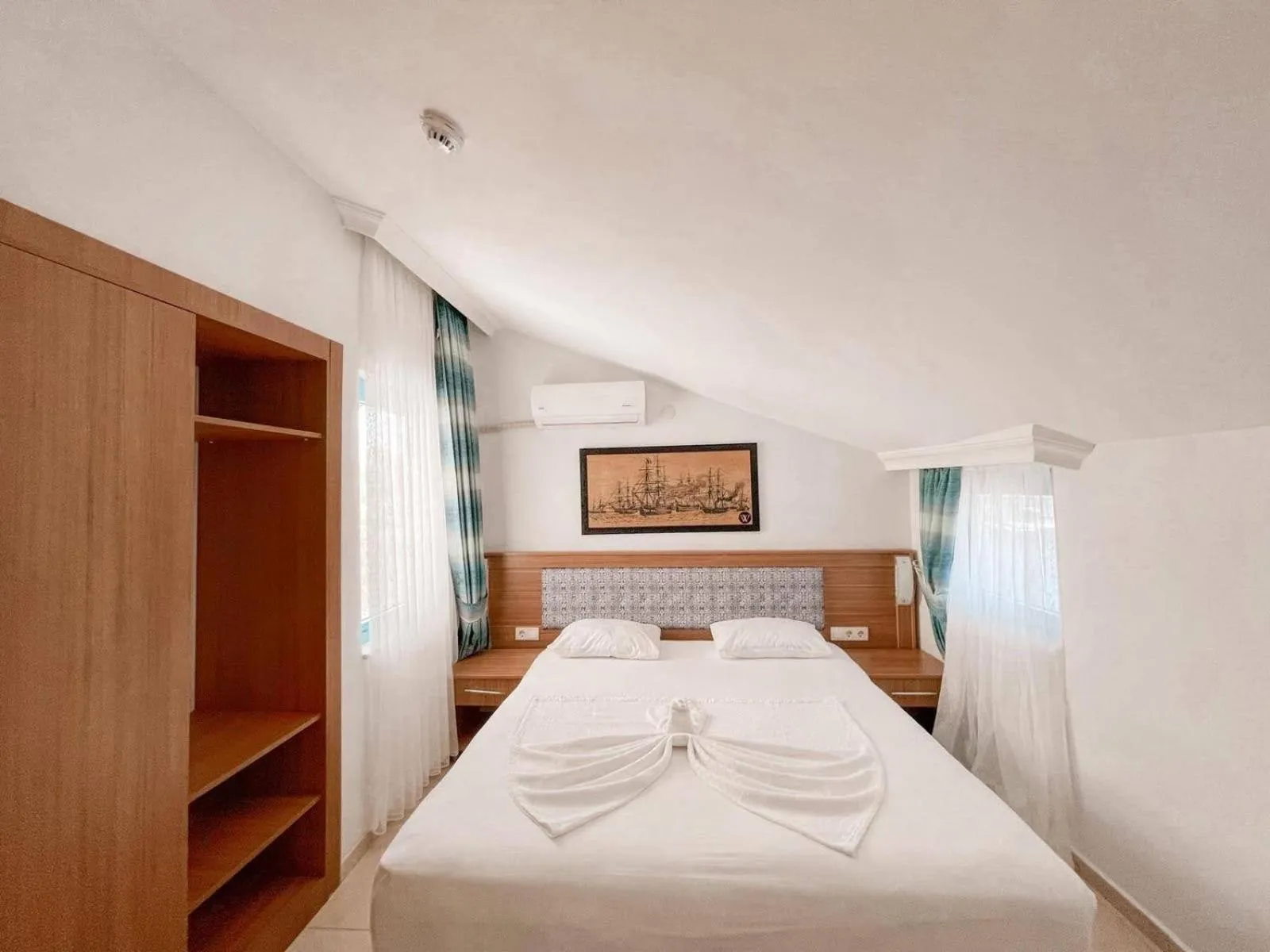 Bedroom in Wonder Life Hotel