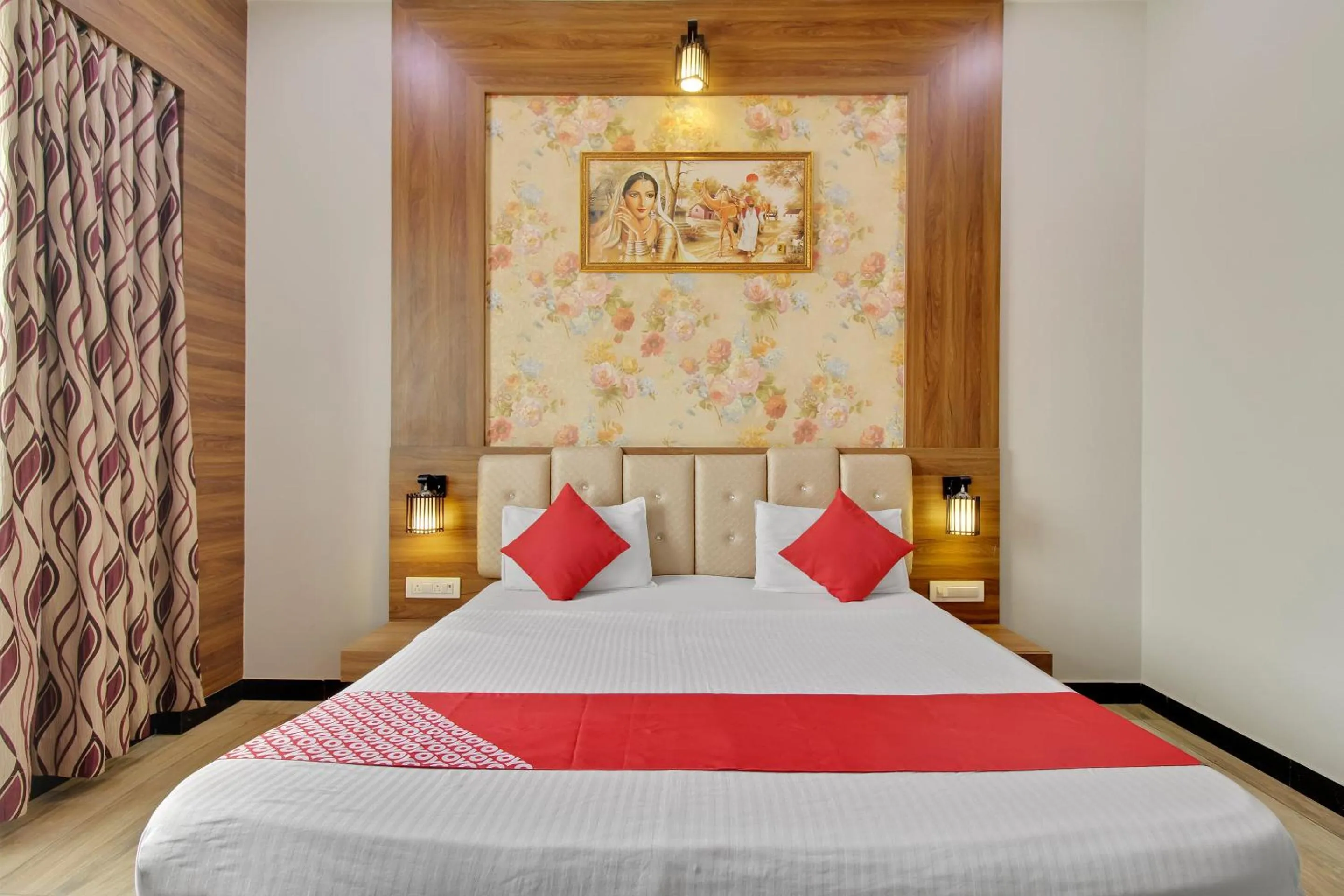 Bedroom, Bed in Hotel O Royal Guest House