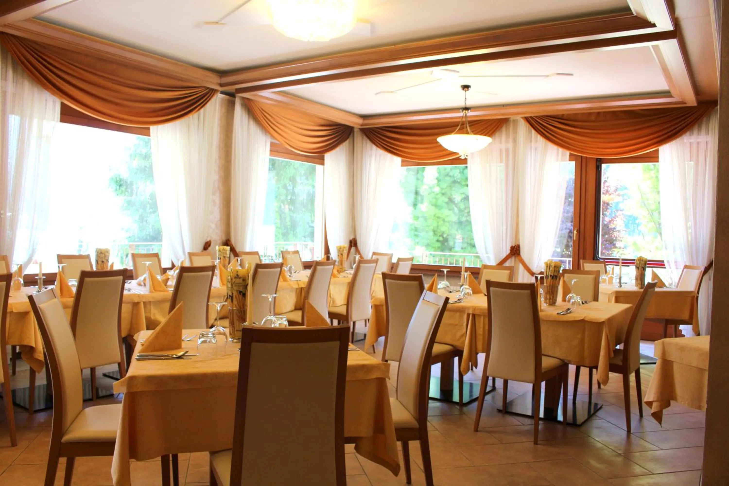 Lounge or bar in Hotel Panoramic