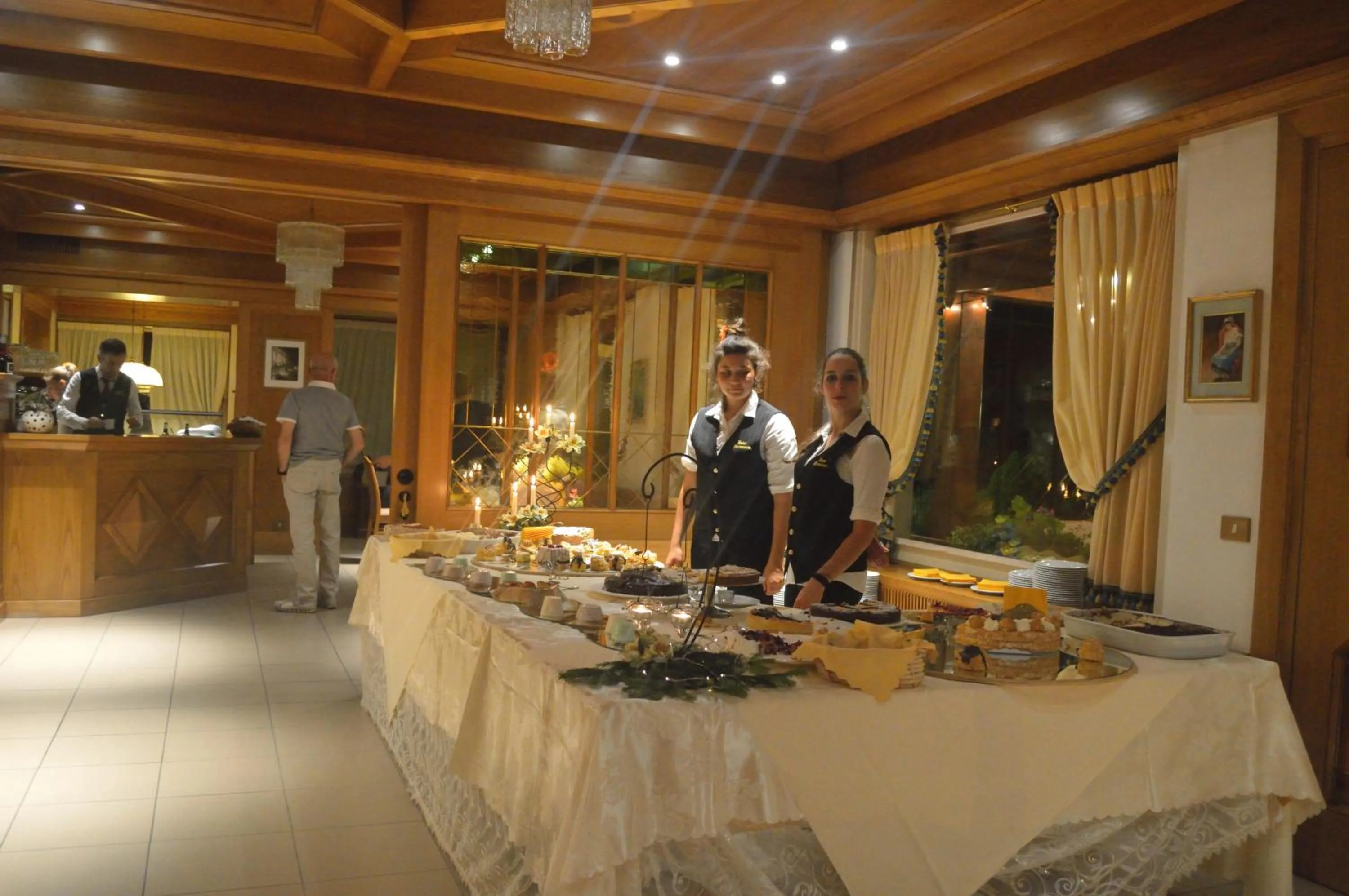 Food and drinks in Hotel Panoramic