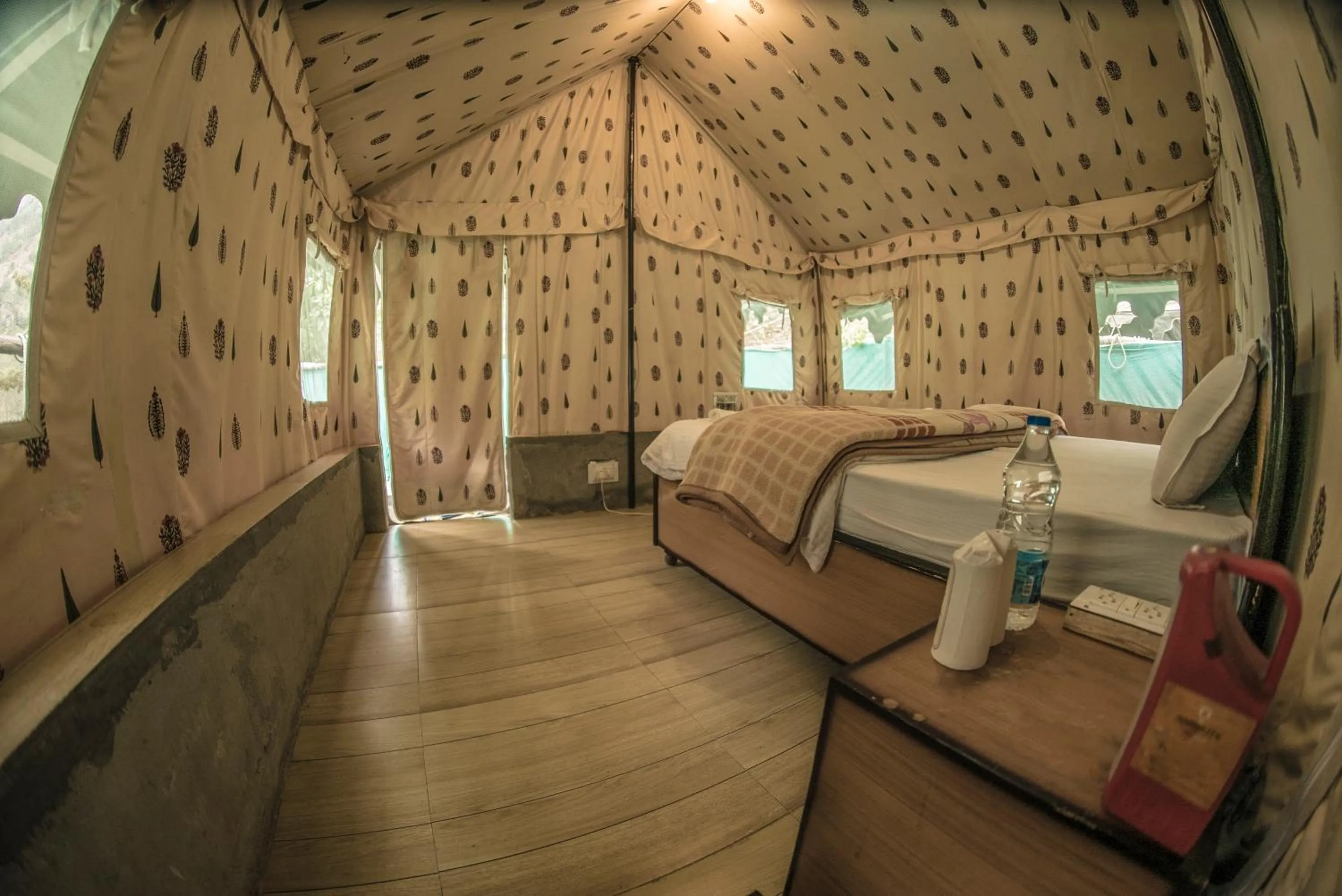 Photo of the whole room, Bed in Parvati Kuteer riverside resort