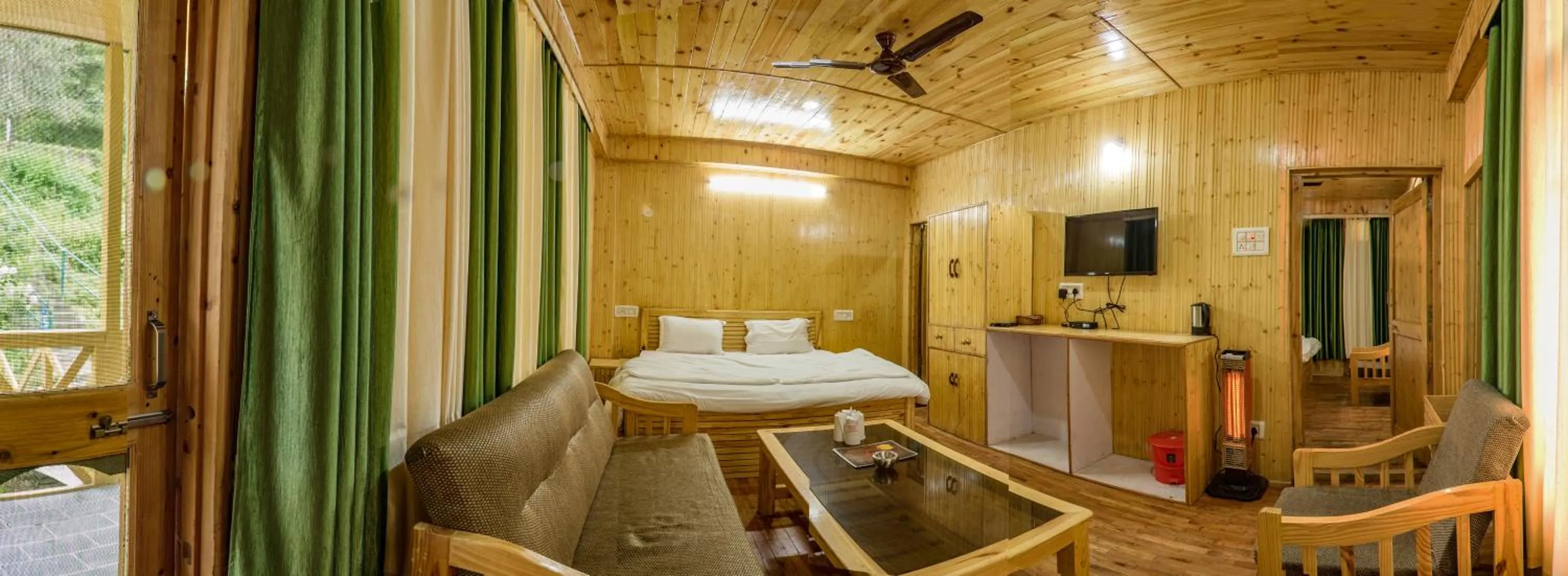 Natural landscape in Parvati Kuteer riverside resort