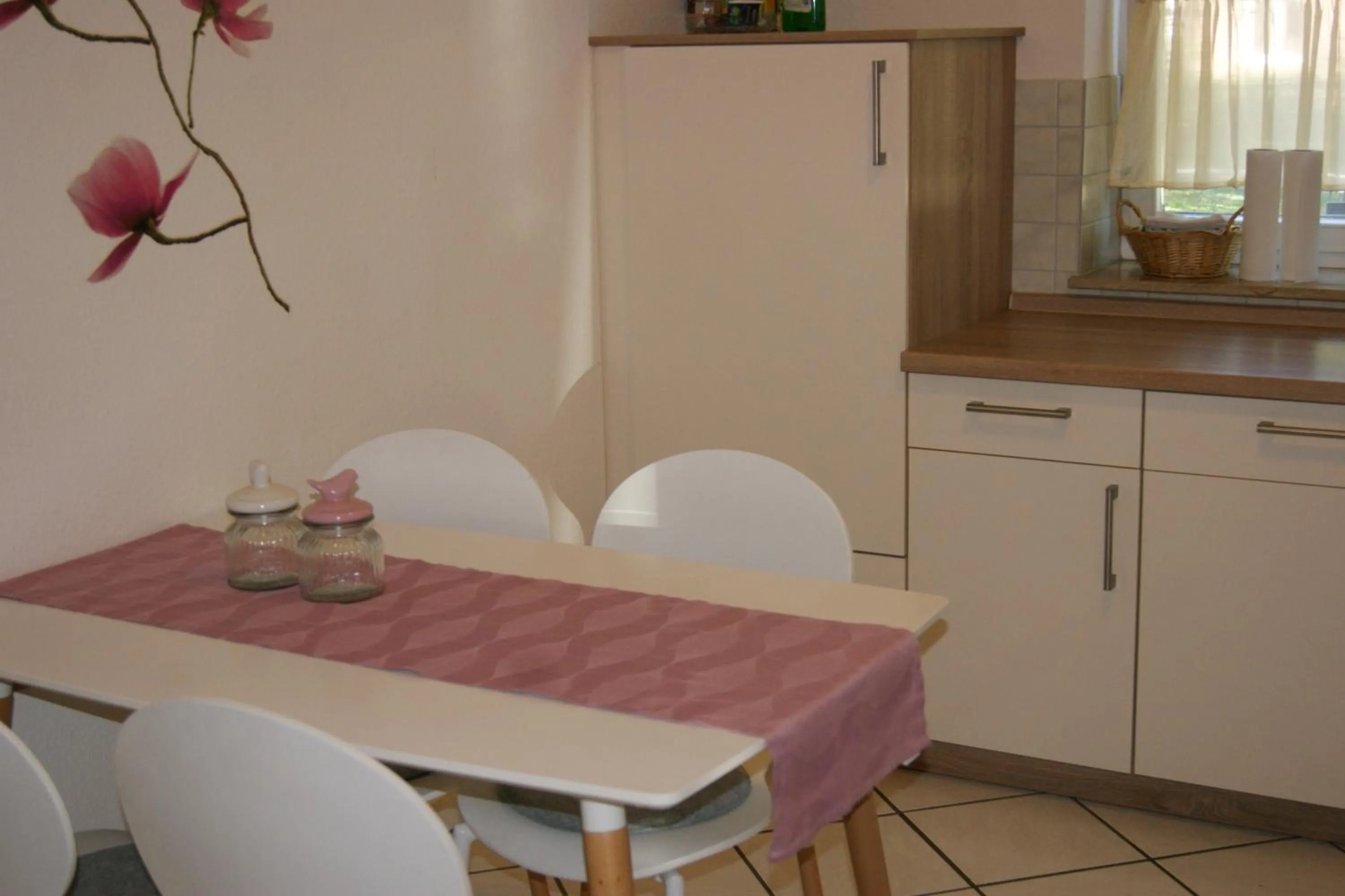 Kitchen or kitchenette in Land-gut-Hotel Allerhof