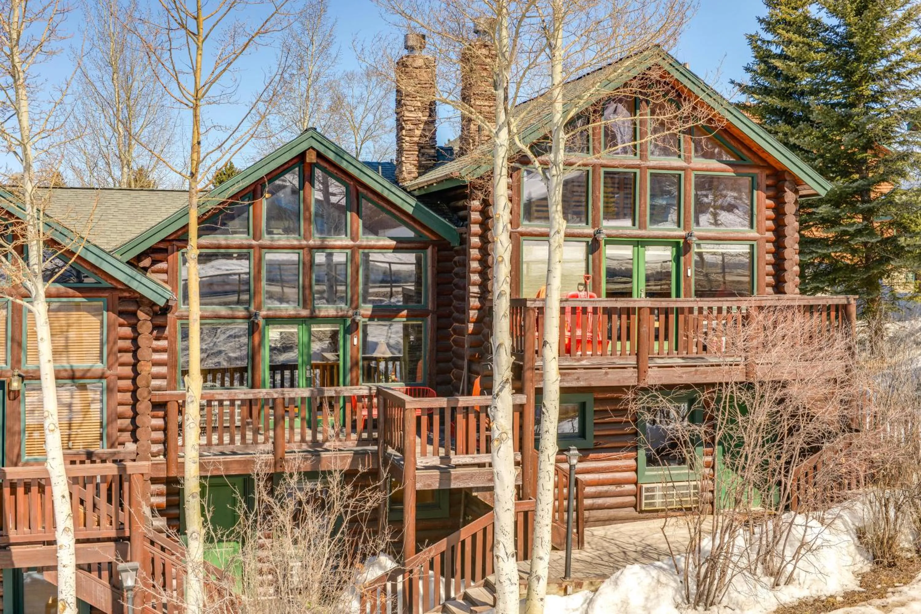 Cozy Mountain Condo Across From Snow King Ski Mtn!