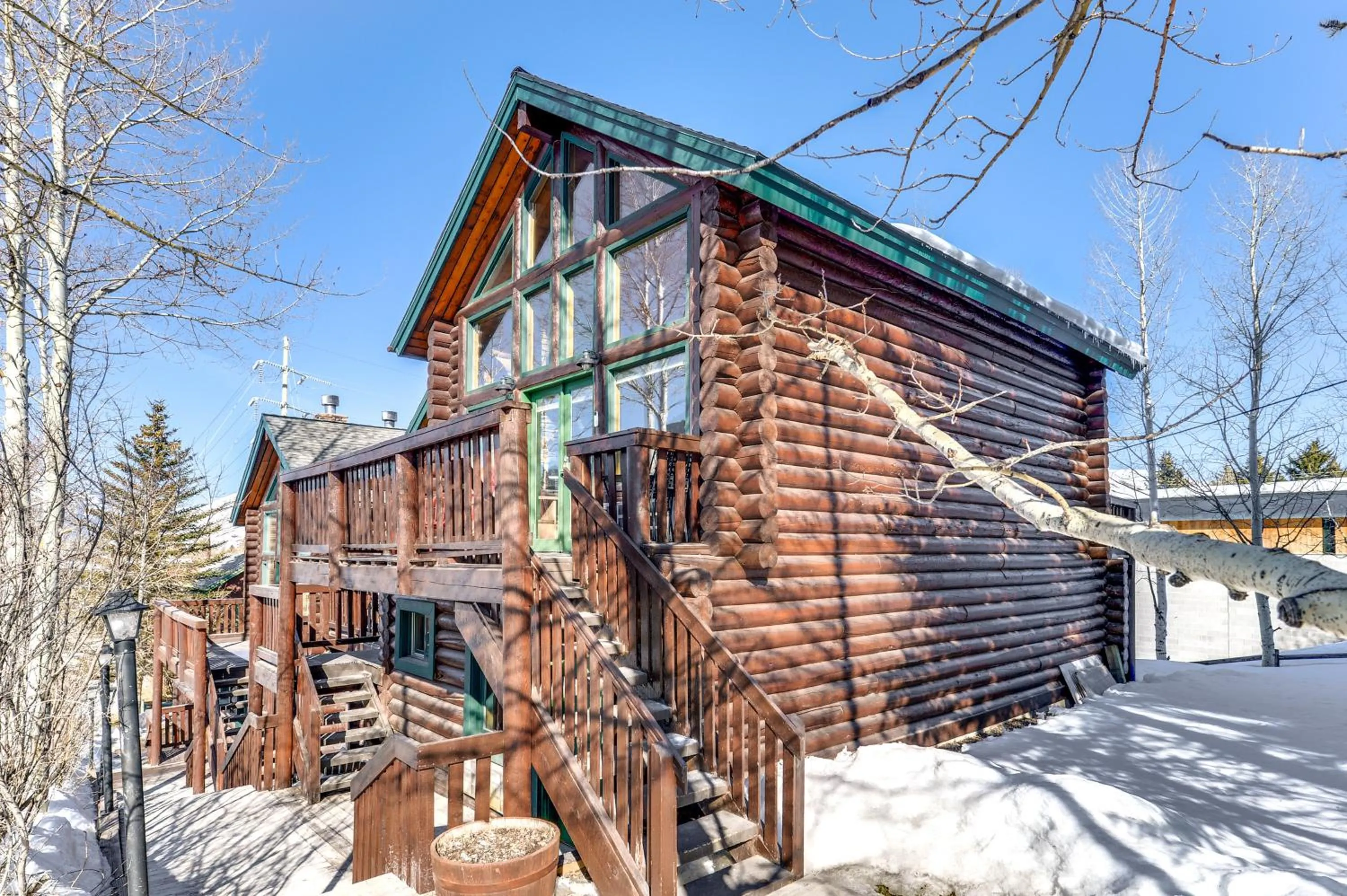 Cozy Mountain Condo Across From Snow King Ski Mtn!