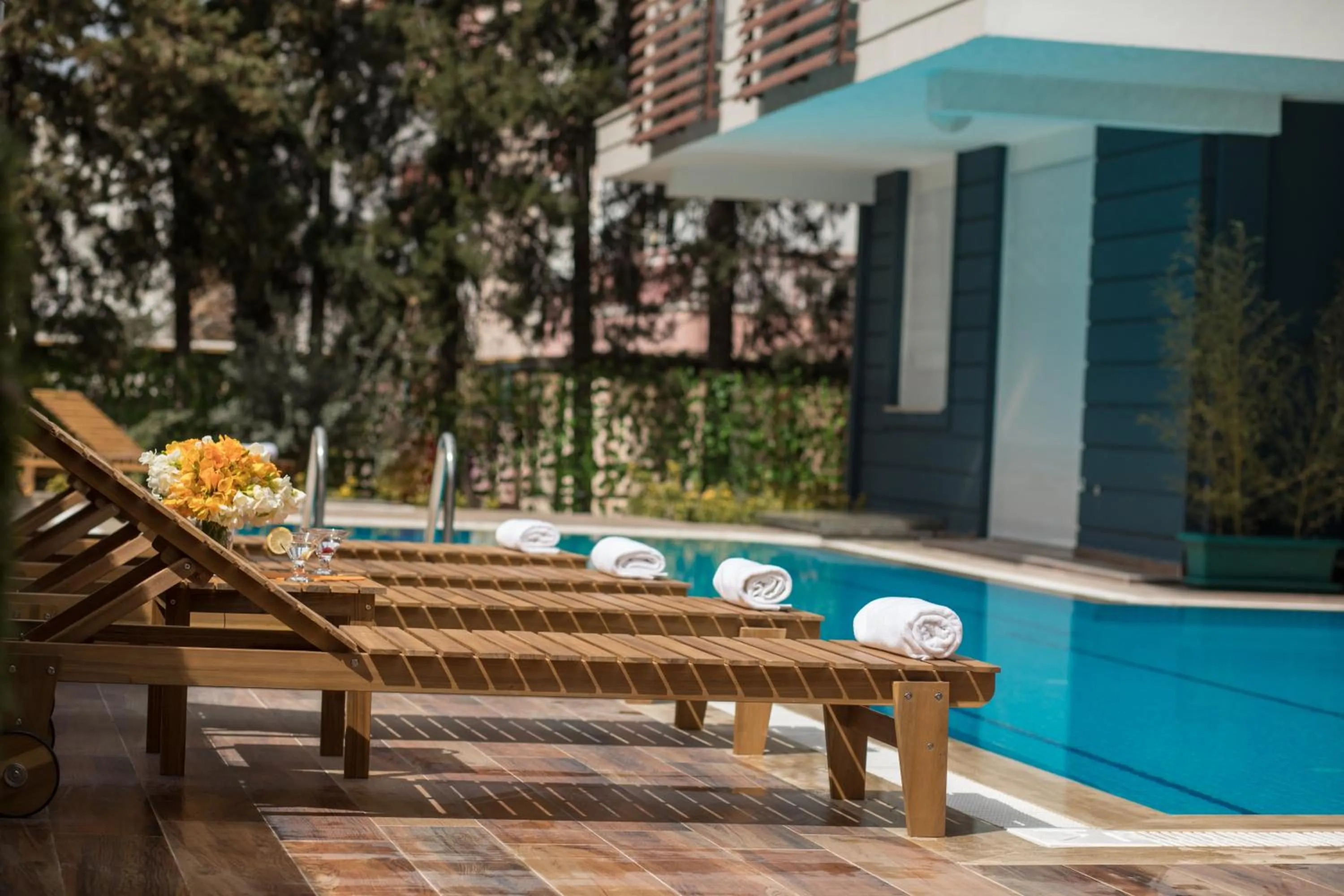 Swimming pool in Elanis Suites