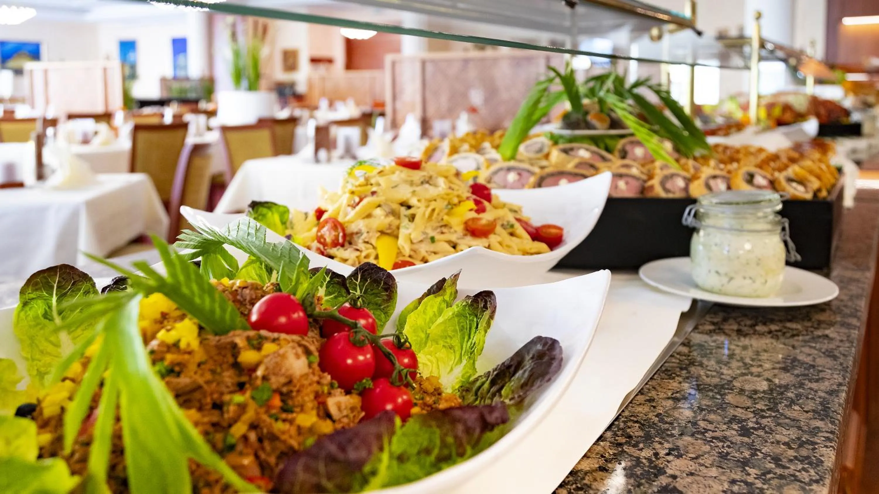 Restaurant/places to eat in Hotel zur Post - ein Rovell Hotel