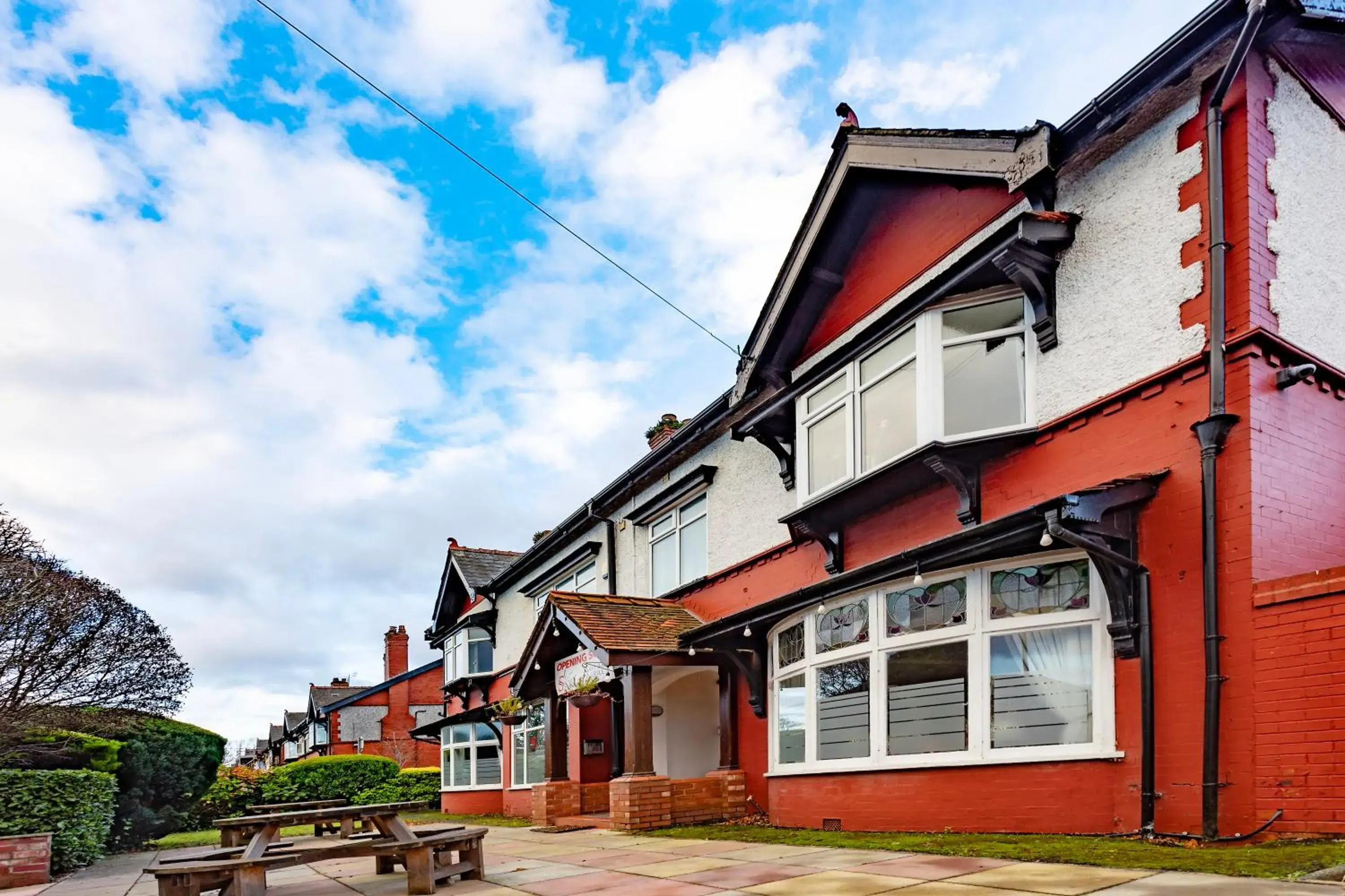 Lounge or bar in Orrell Park Hotel Lounge or bar in Orrell Park Hotel